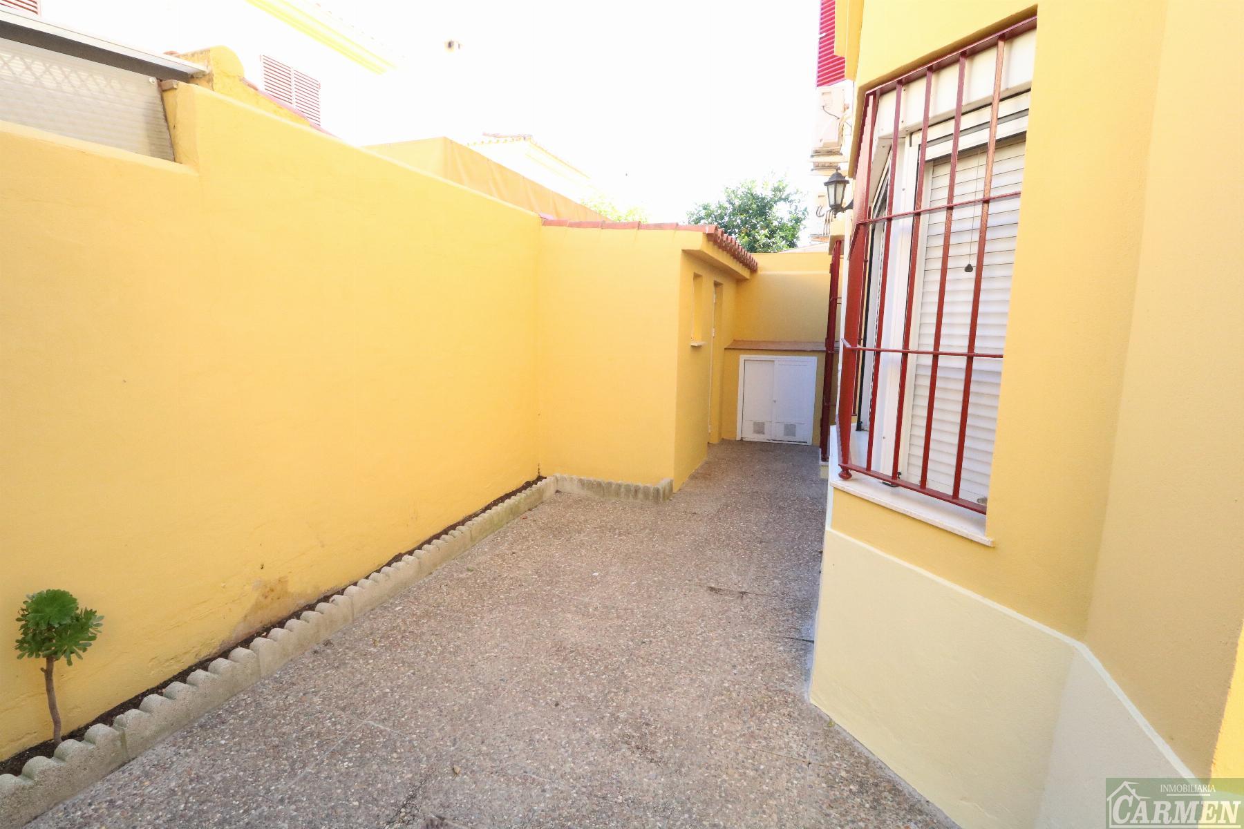 For sale of house in Jerez de la Frontera