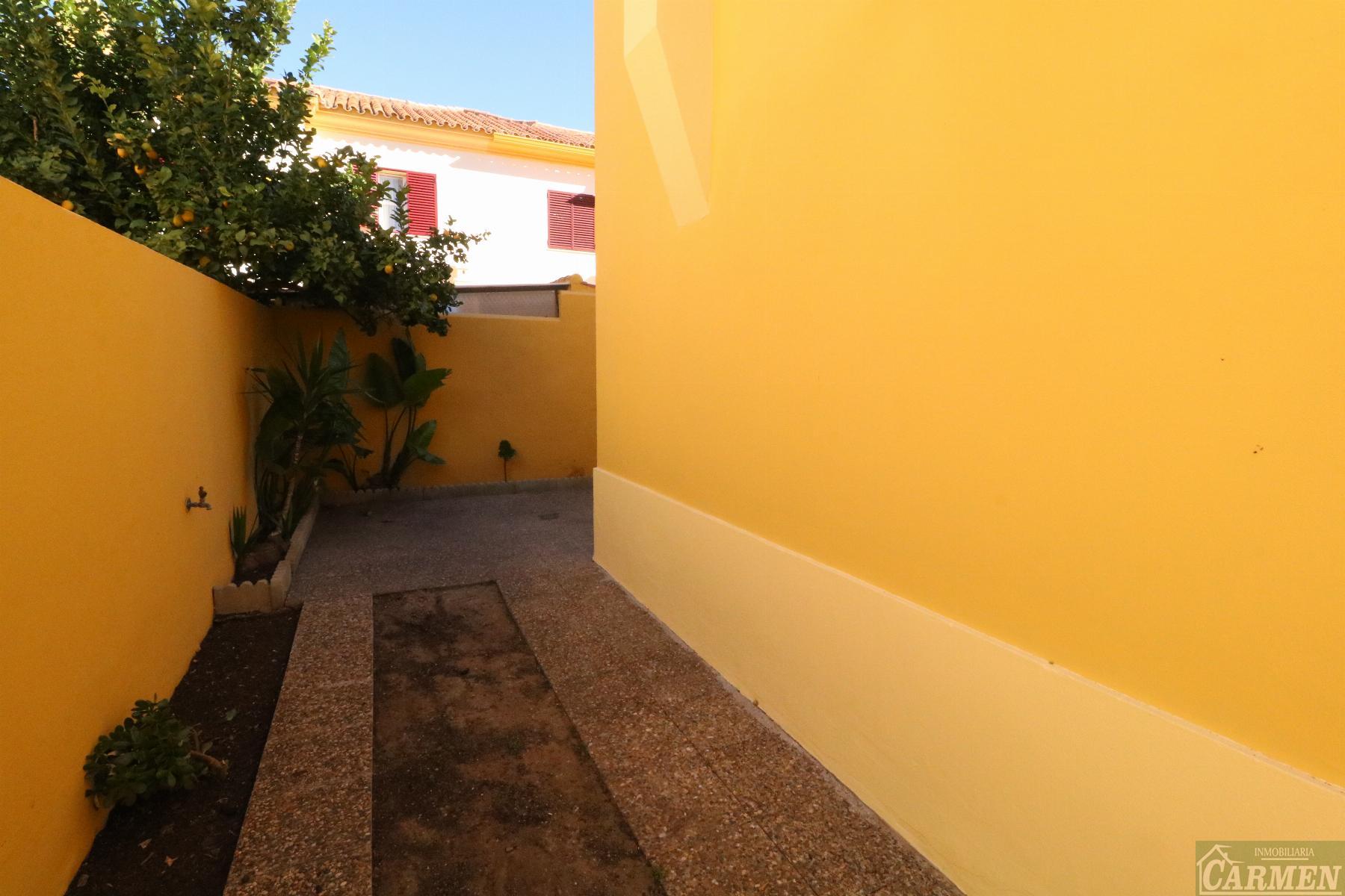 For sale of house in Jerez de la Frontera