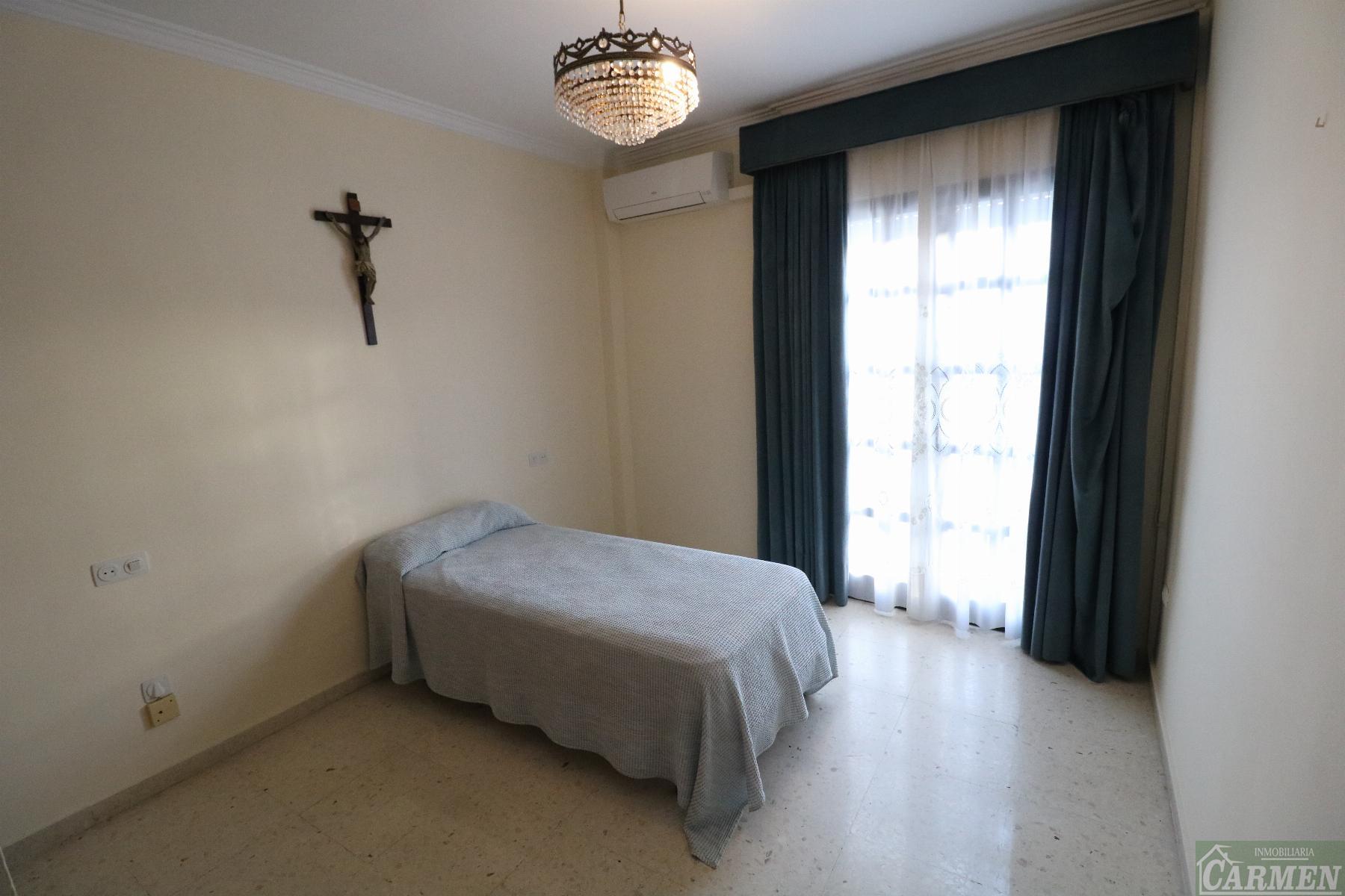 For sale of flat in Jerez de la Frontera