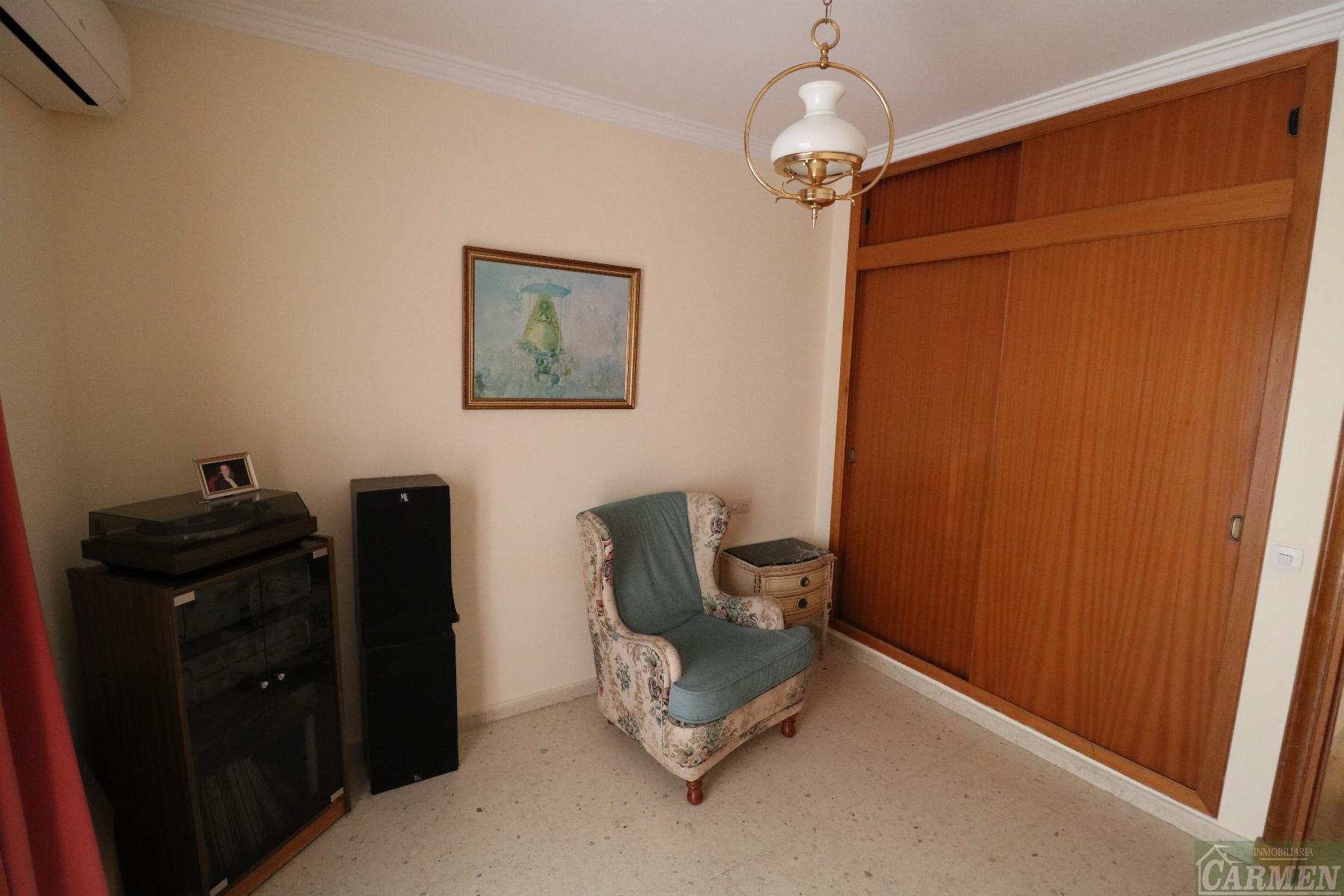 For sale of flat in Jerez de la Frontera