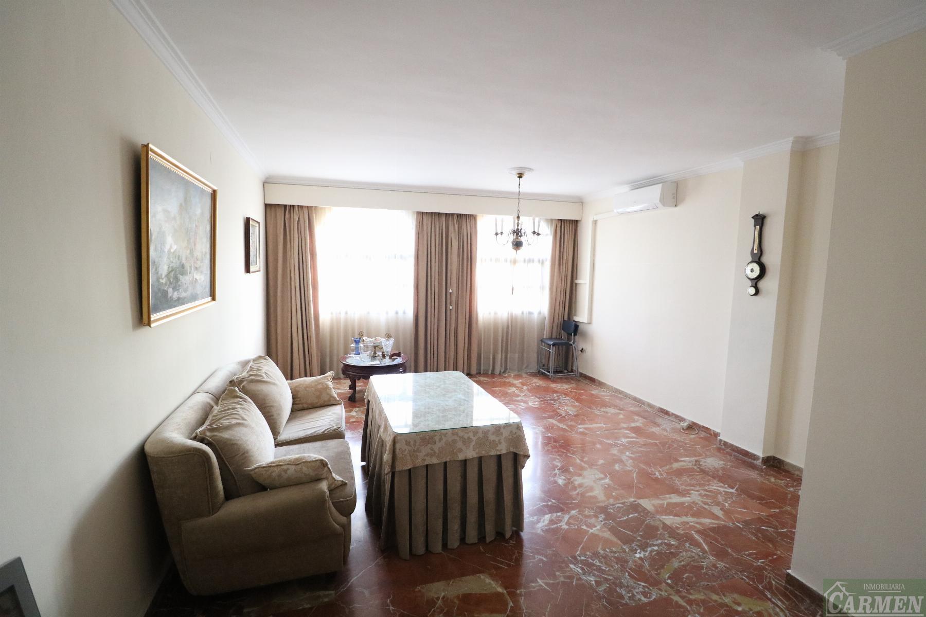 For sale of flat in Jerez de la Frontera