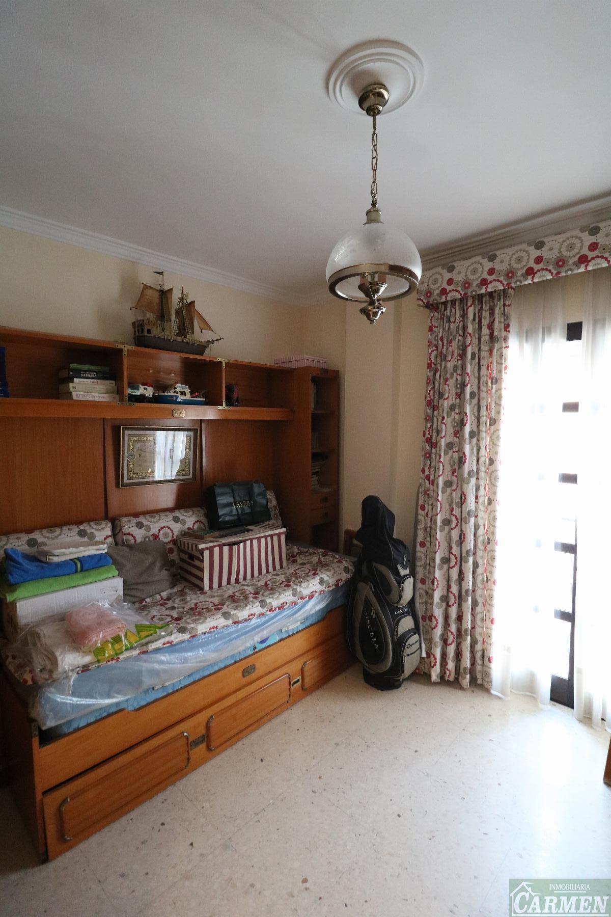 For sale of flat in Jerez de la Frontera