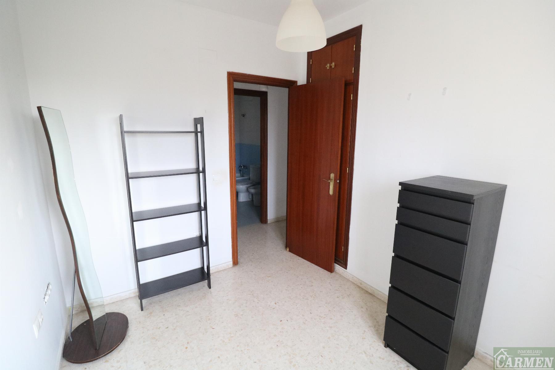 For sale of flat in Jerez de la Frontera