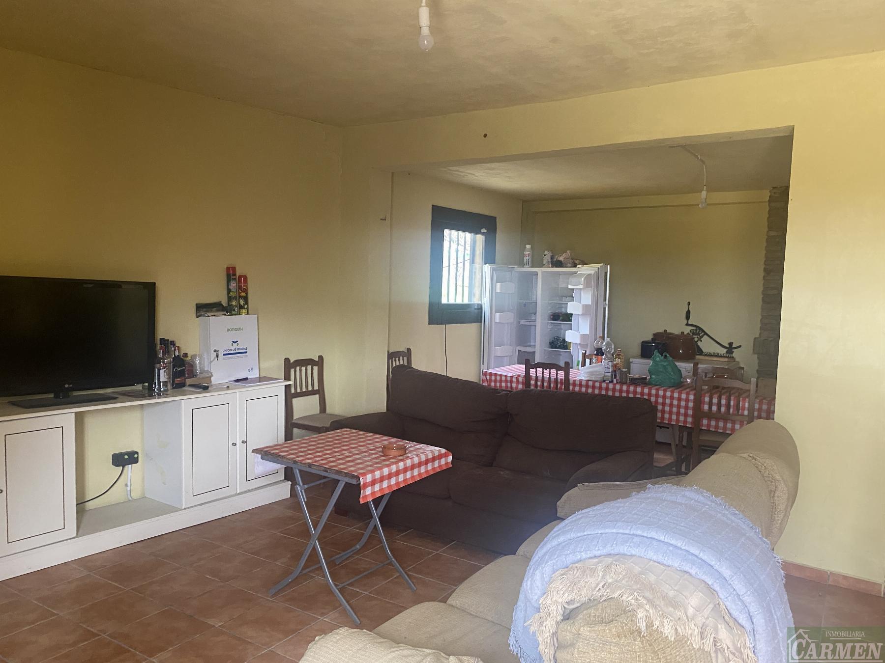 For sale of house in Jédula