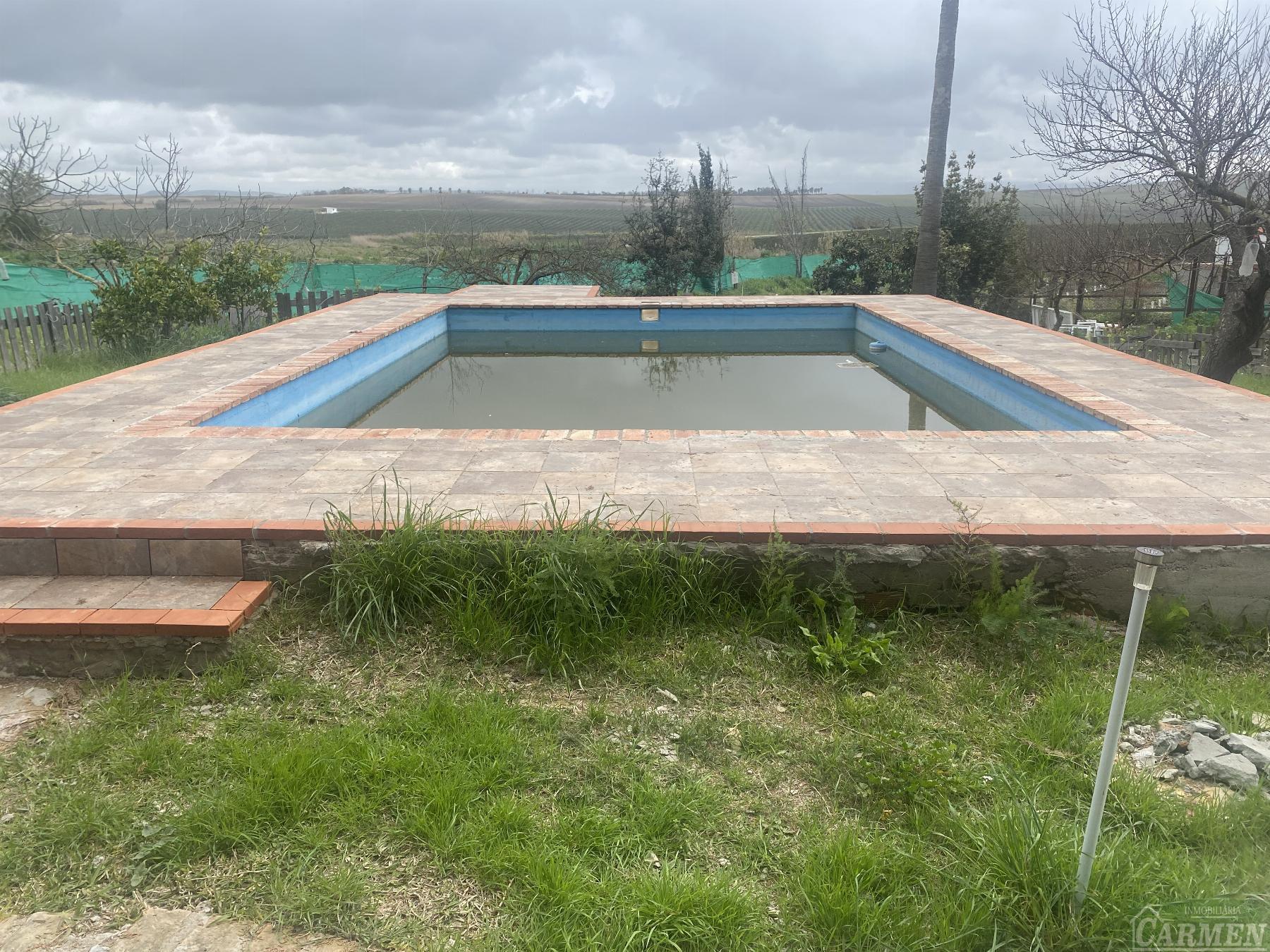 For sale of house in Jédula