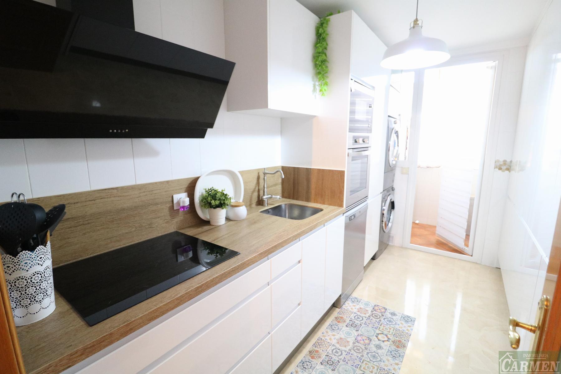 For sale of penthouse in Jerez de la Frontera