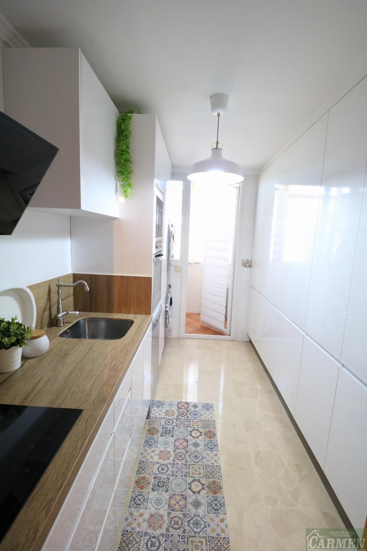 For sale of penthouse in Jerez de la Frontera