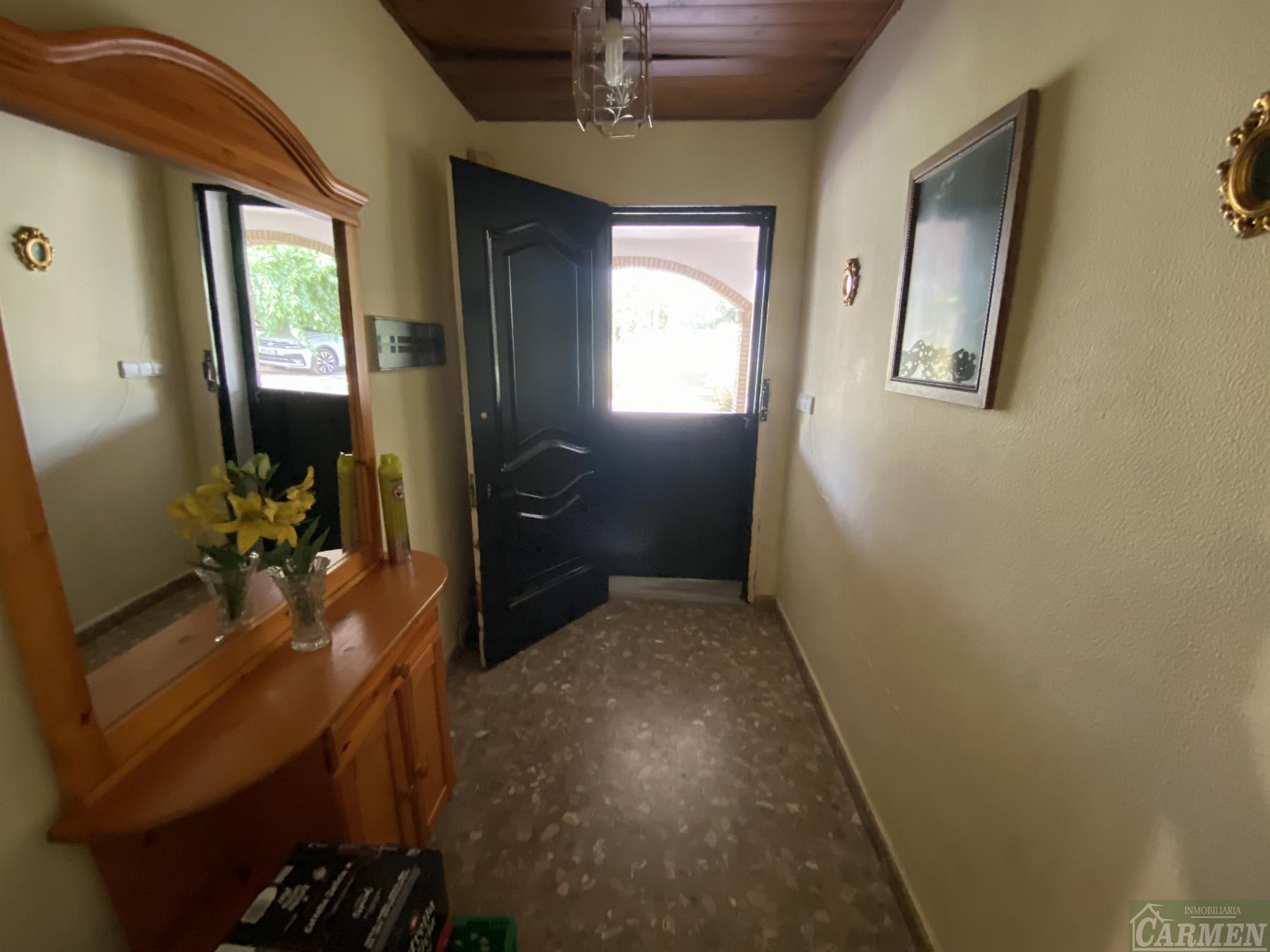 For sale of rural property in San José del Valle