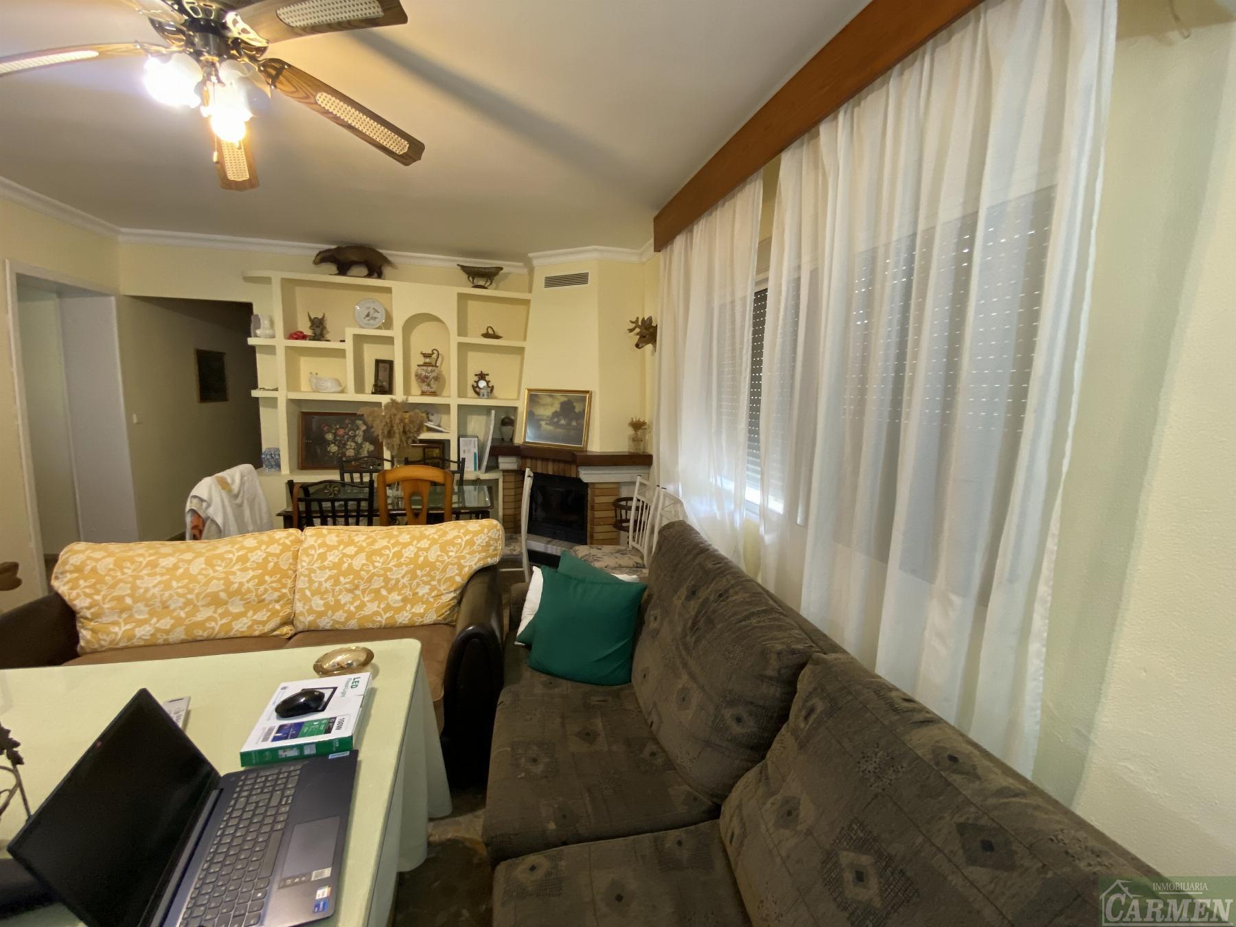 For sale of rural property in San José del Valle