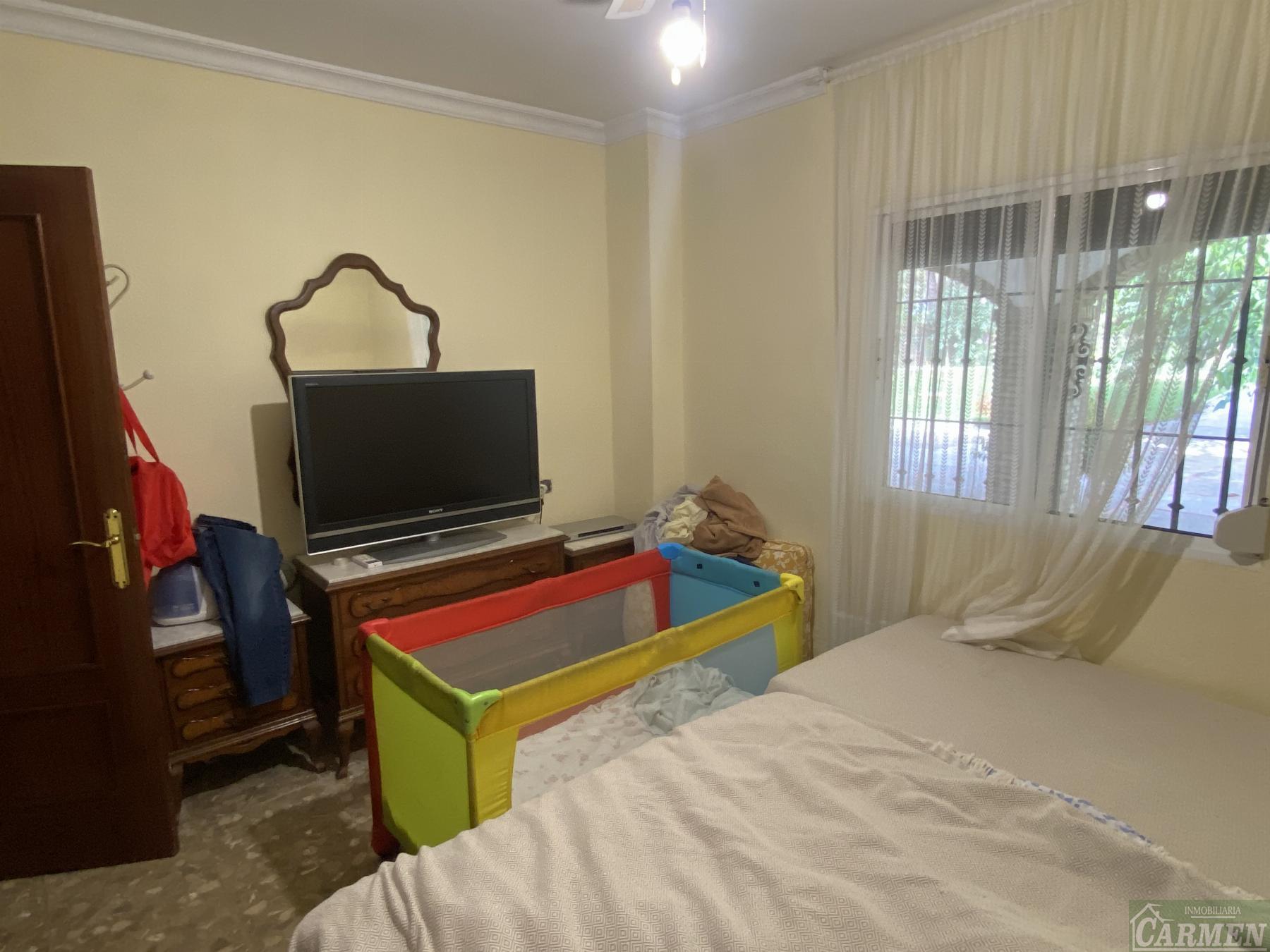 For sale of rural property in San José del Valle