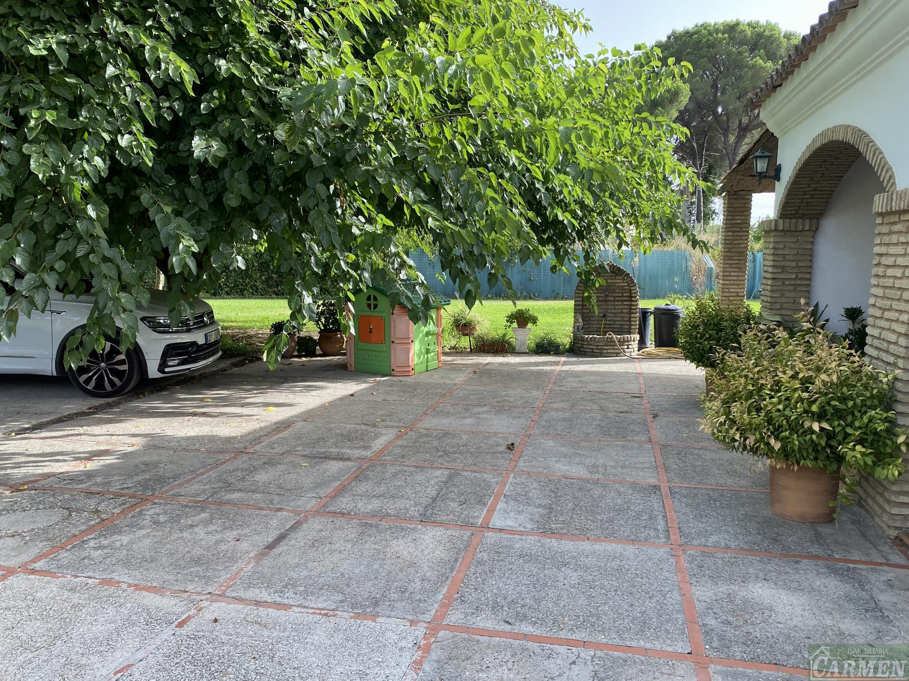 For sale of rural property in San José del Valle