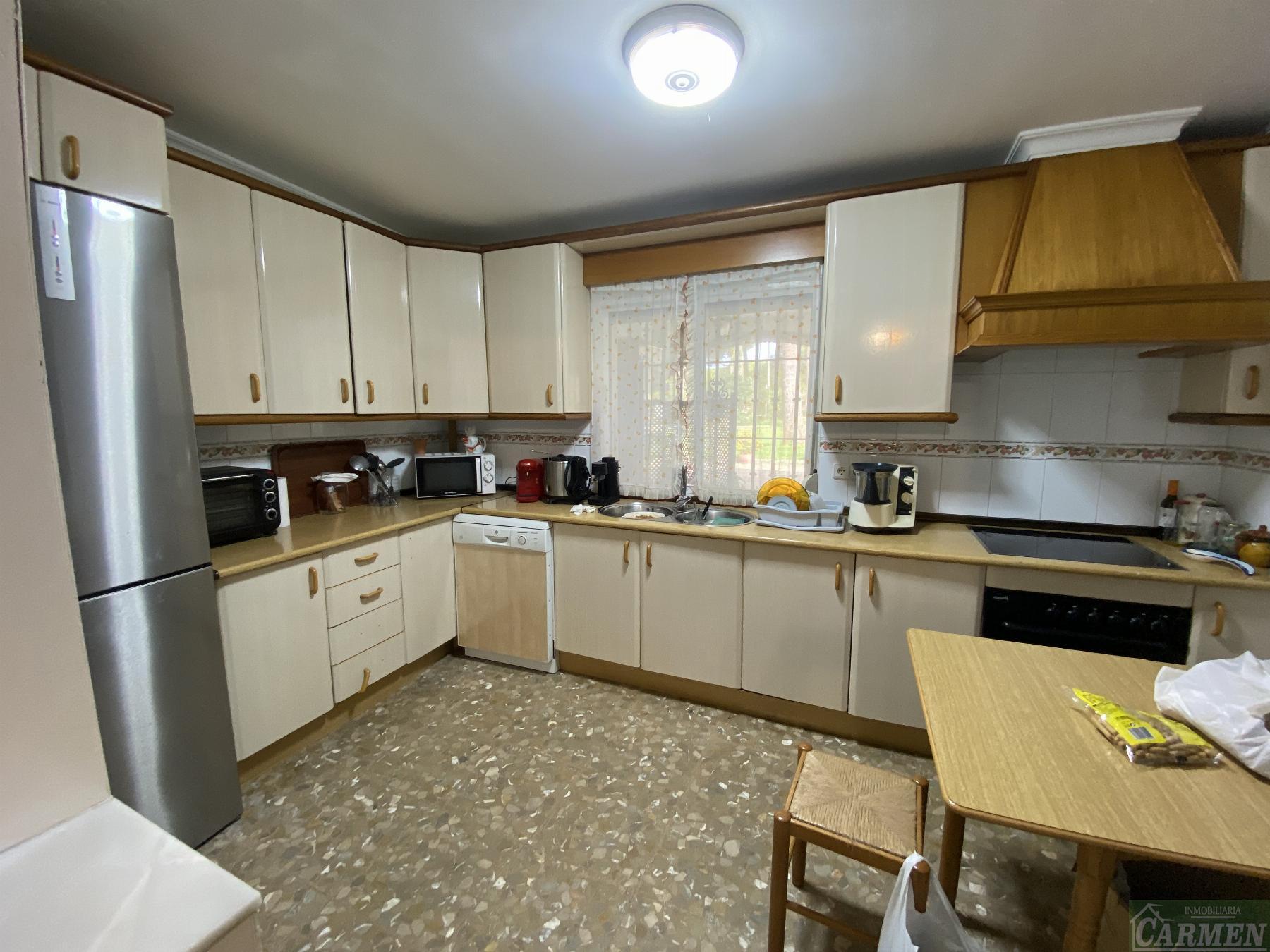 For sale of rural property in San José del Valle