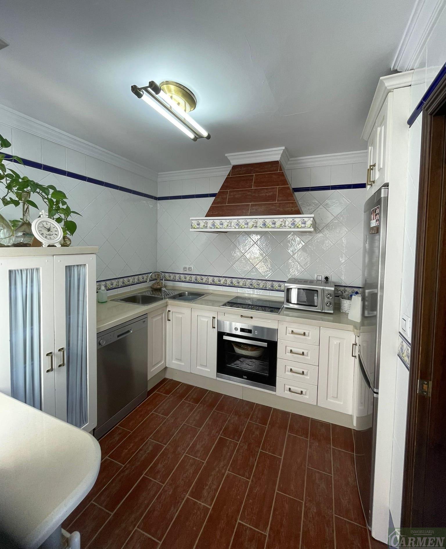 For sale of house in Jédula