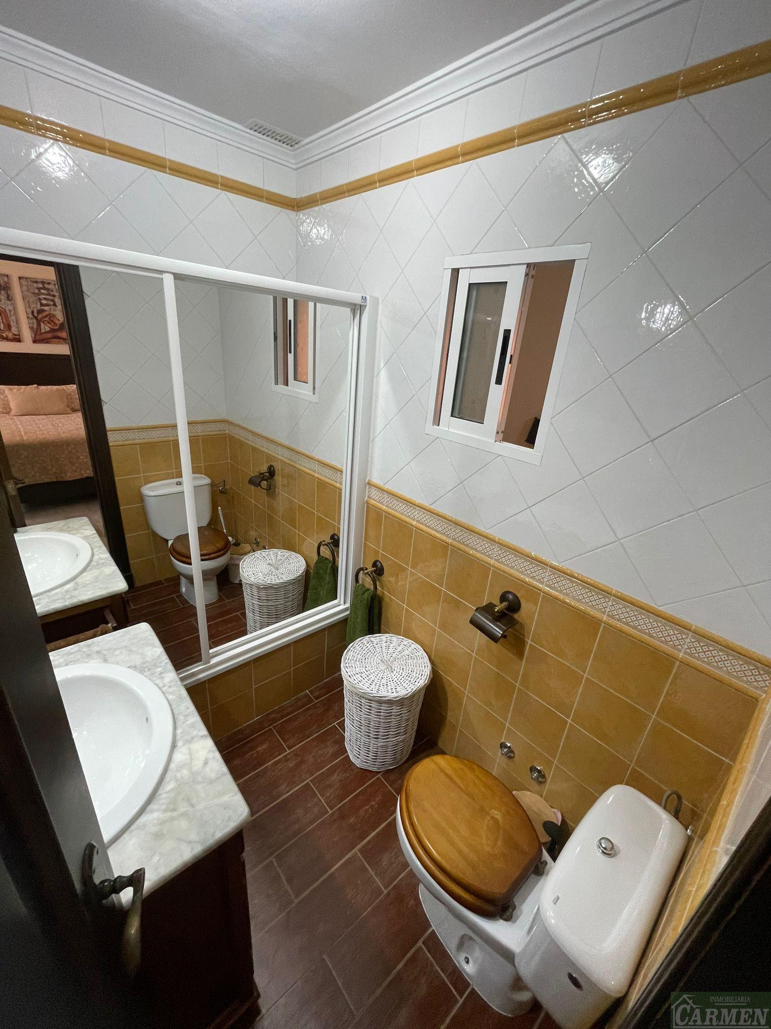 For sale of house in Jédula