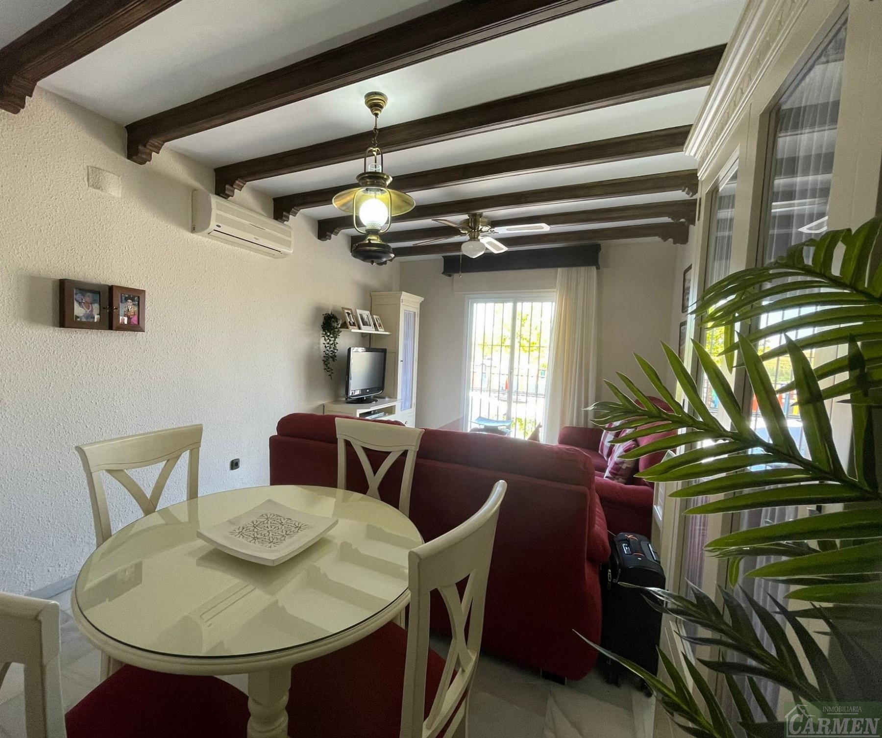 For sale of house in Jédula