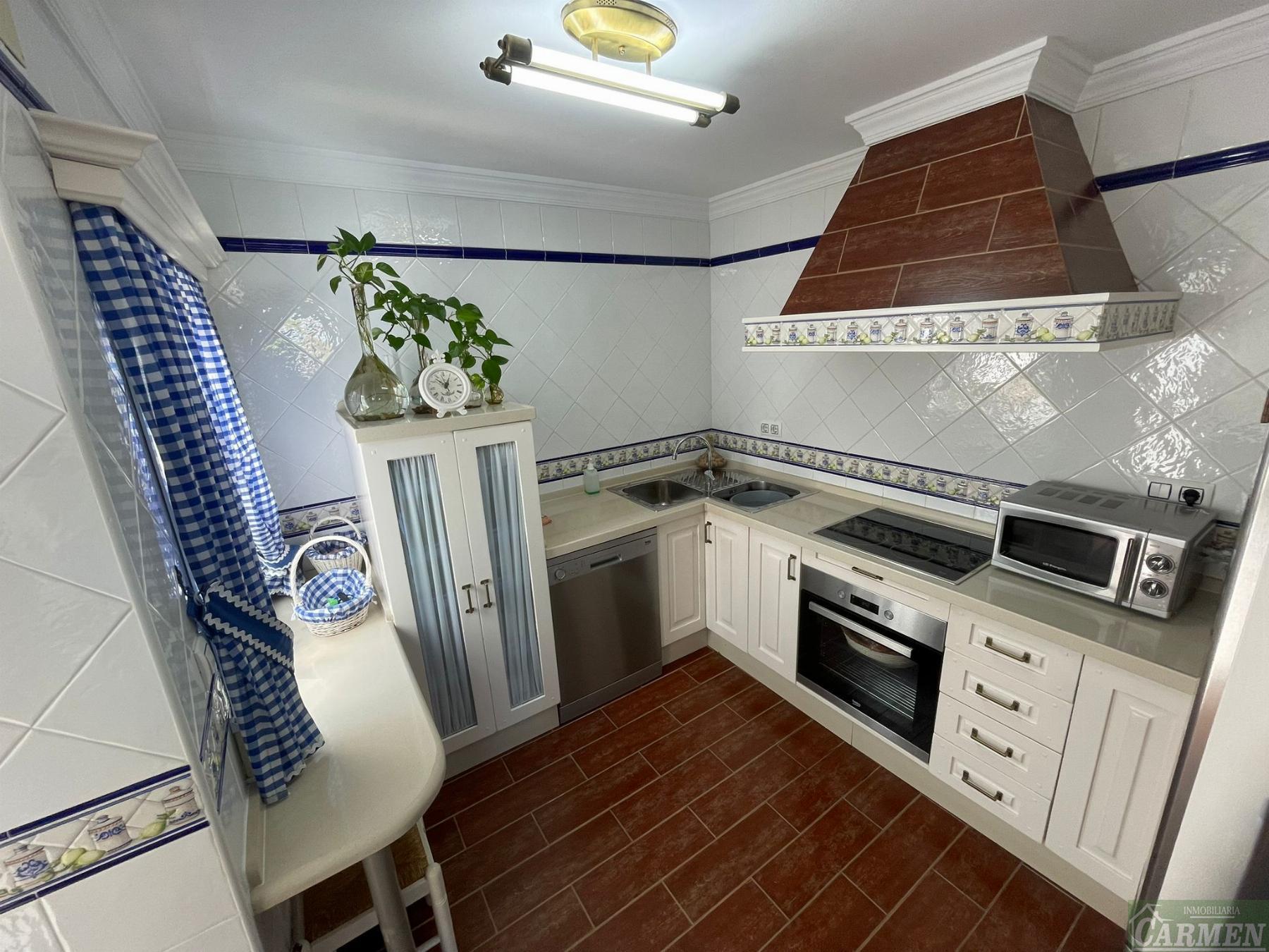 For sale of house in Jédula