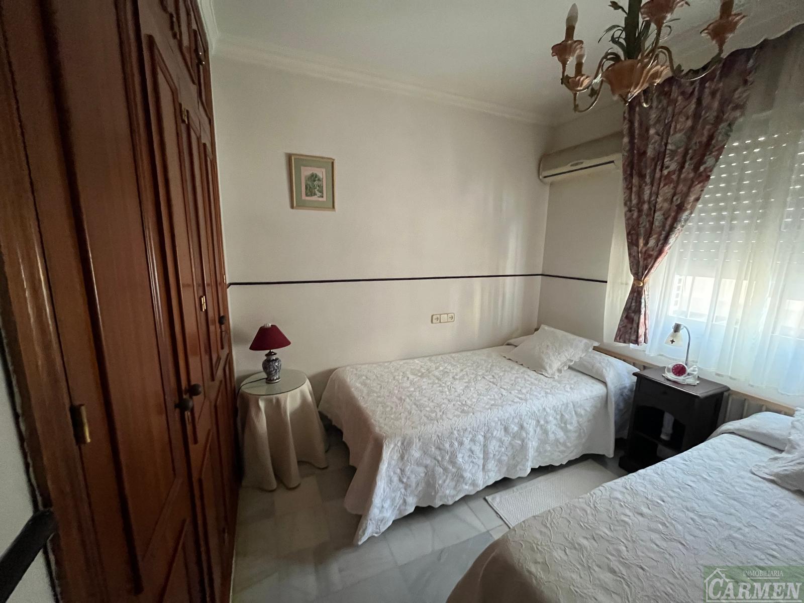 For sale of house in Jerez de la Frontera