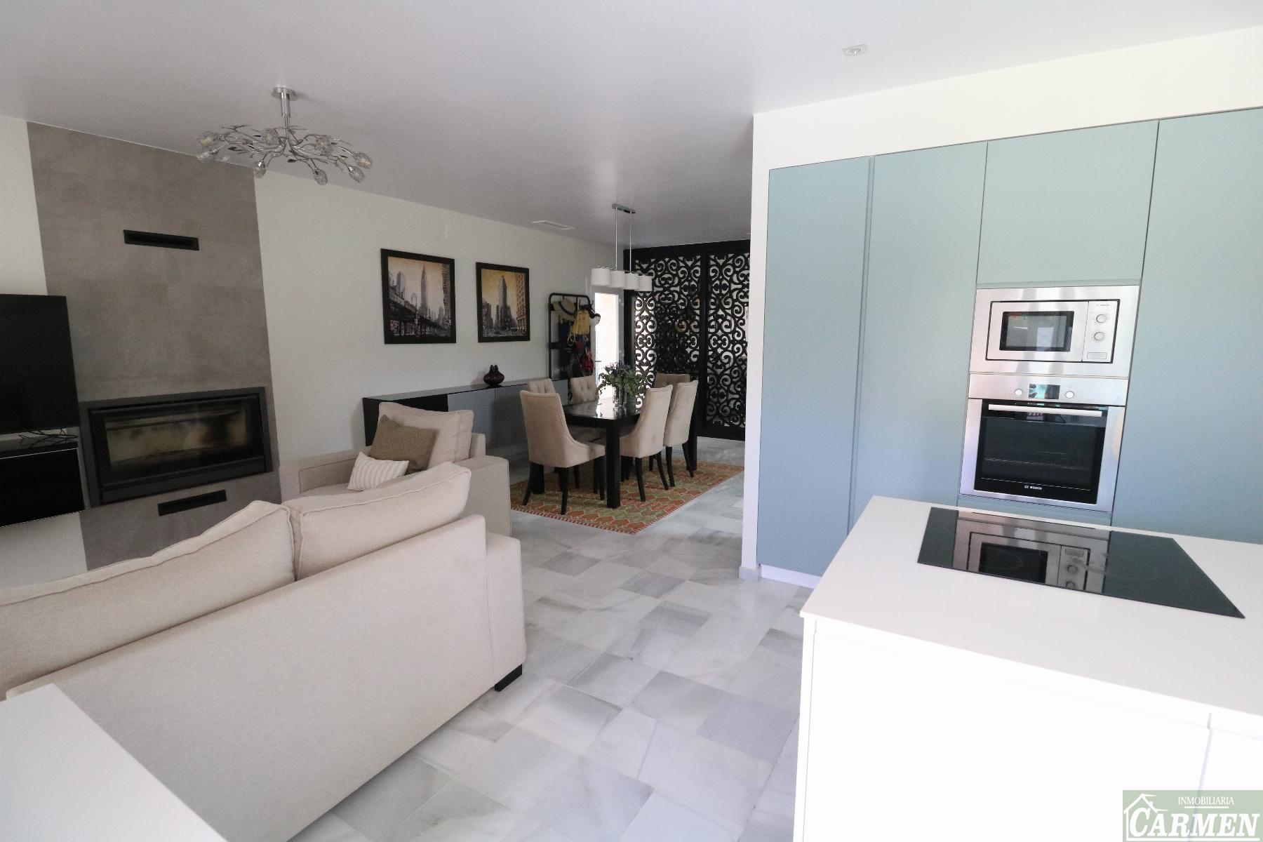 For sale of chalet in Jerez de la Frontera
