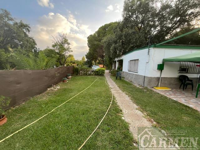 For sale of rural property in San José del Valle