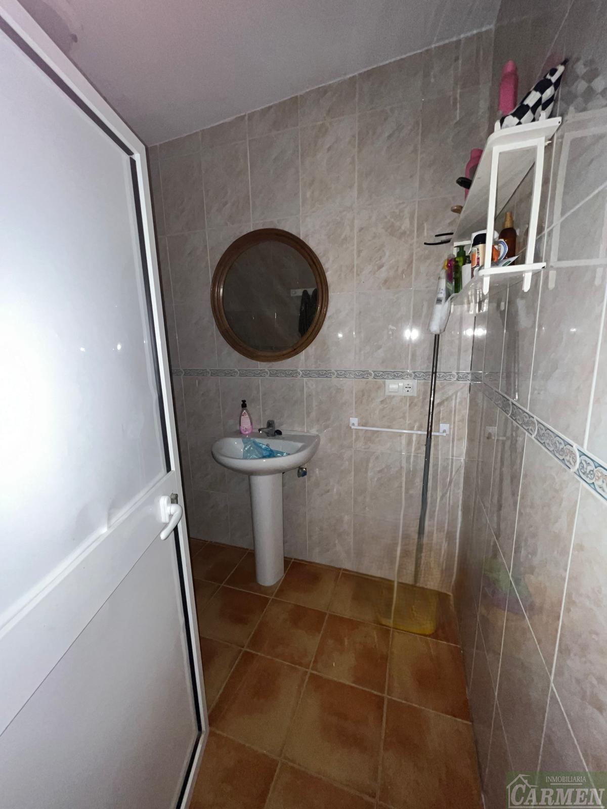 For sale of rural property in San José del Valle