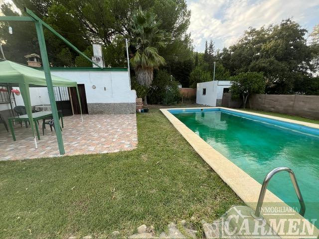 For sale of rural property in San José del Valle