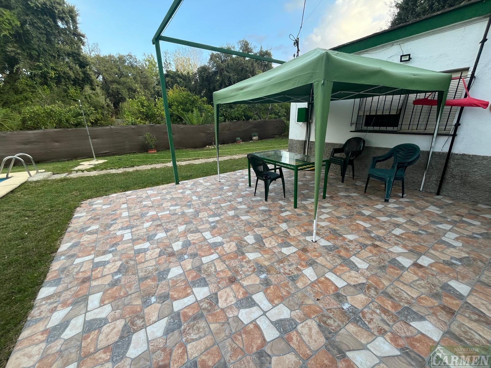 For sale of rural property in San José del Valle