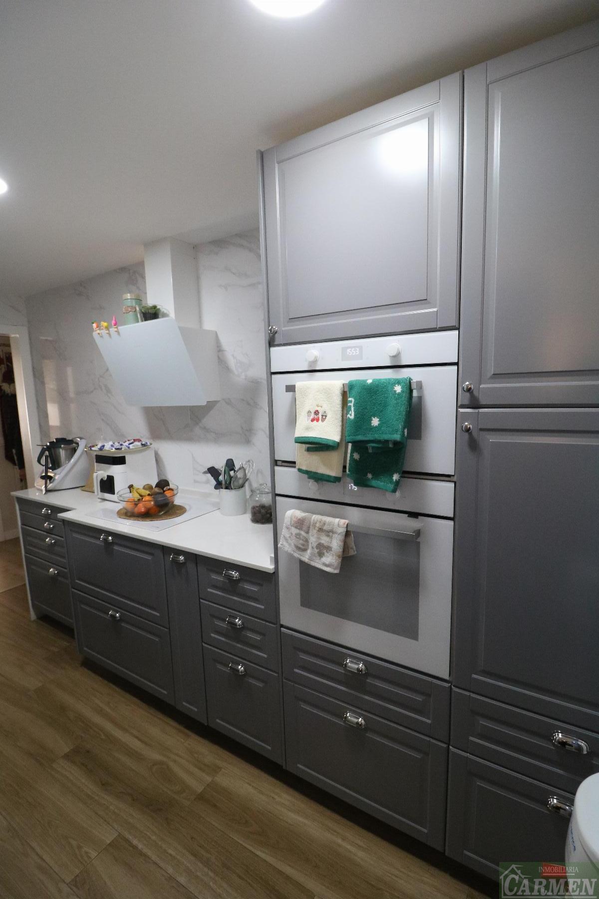 For sale of flat in Jerez de la Frontera