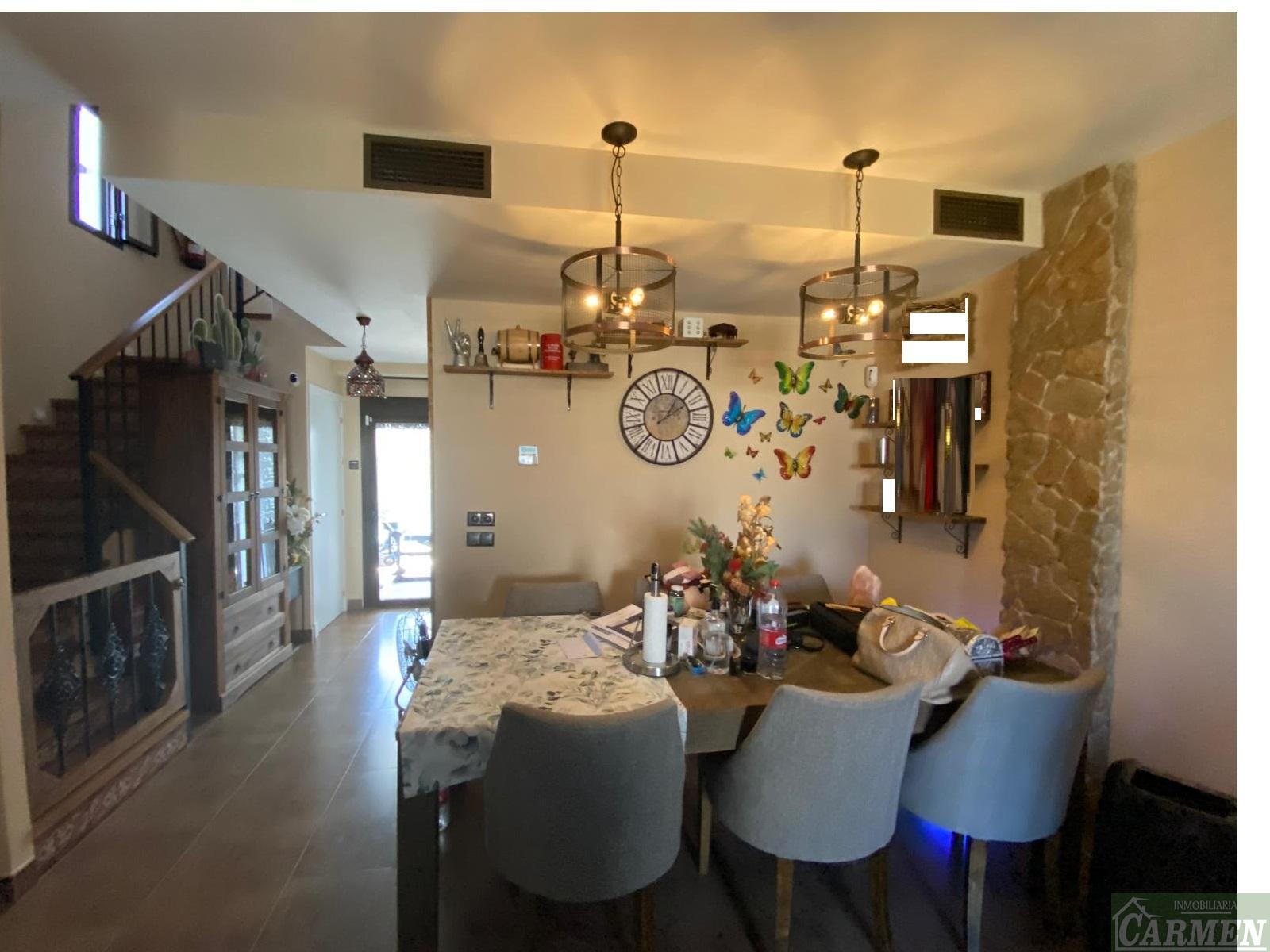 For sale of chalet in Chiclana de la Frontera