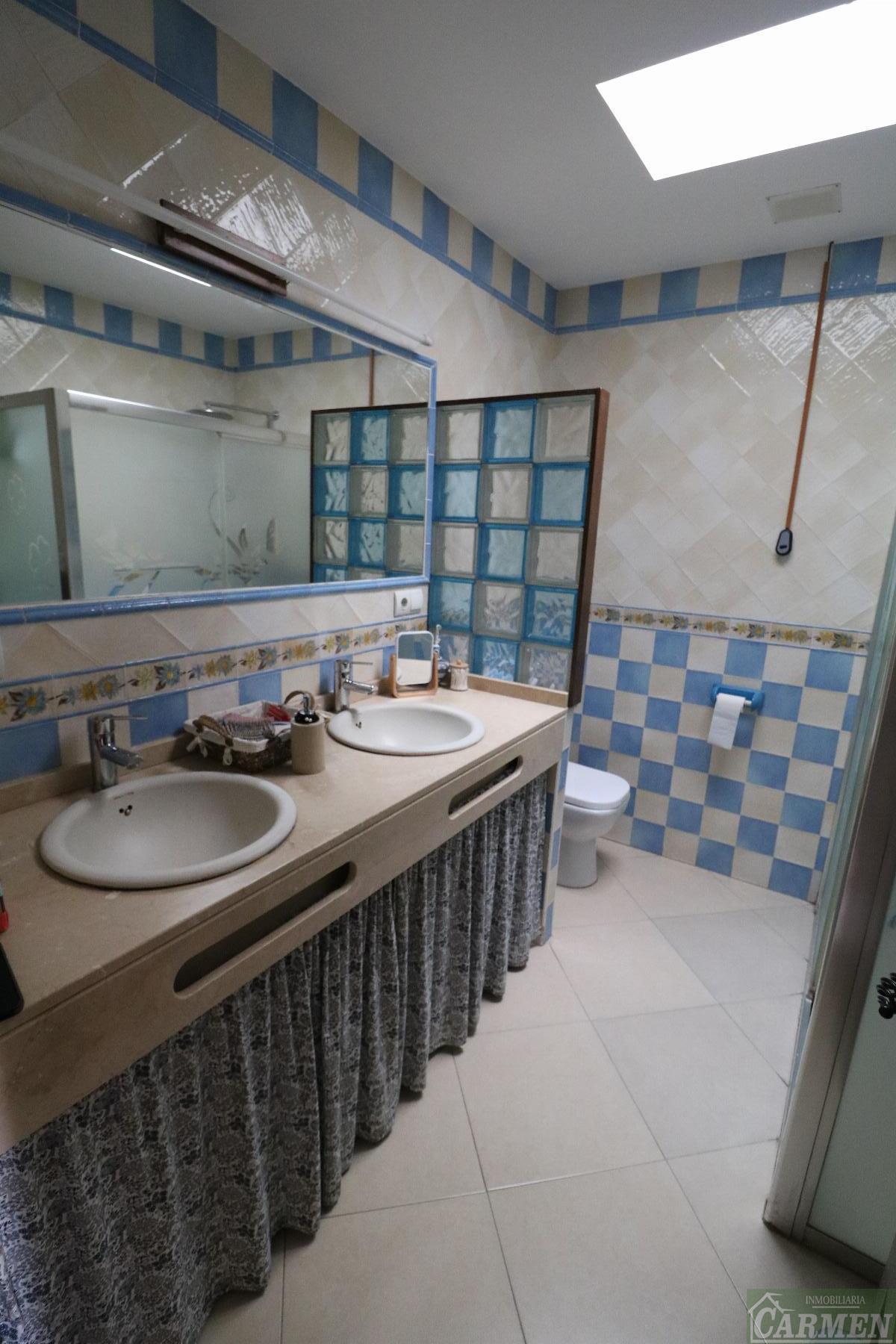 For sale of house in Jerez de la Frontera
