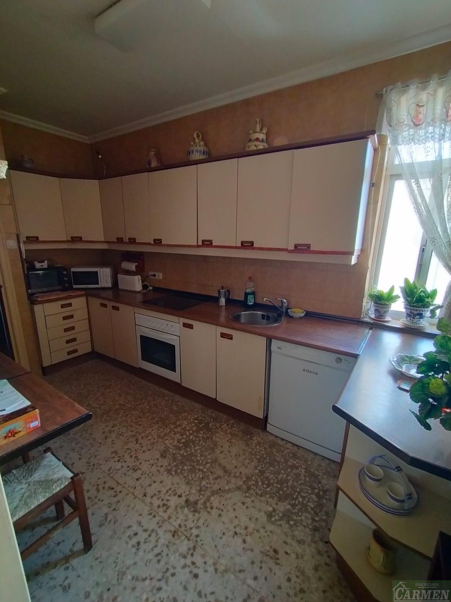 For sale of flat in Jerez de la Frontera