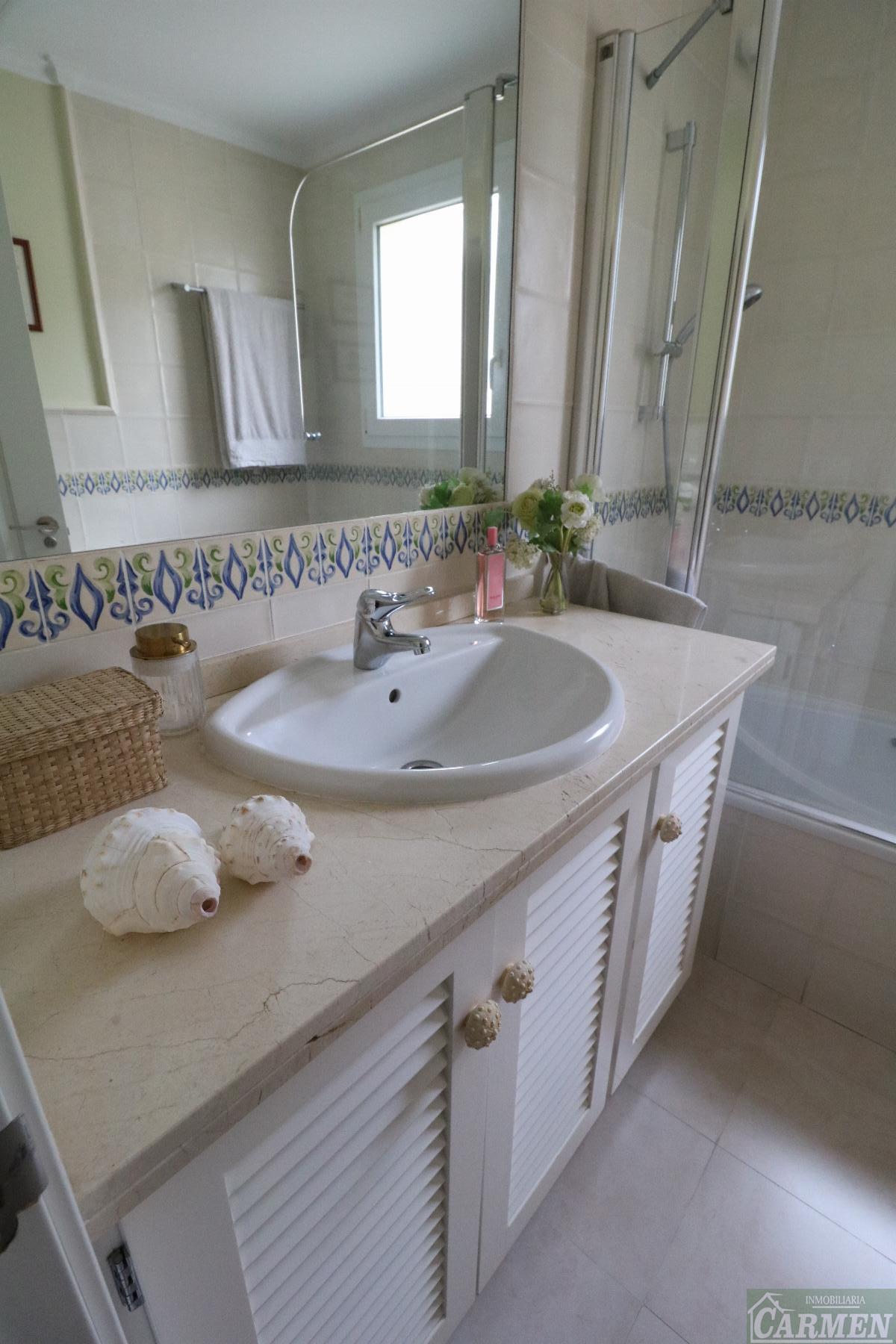 For sale of house in Jerez de la Frontera