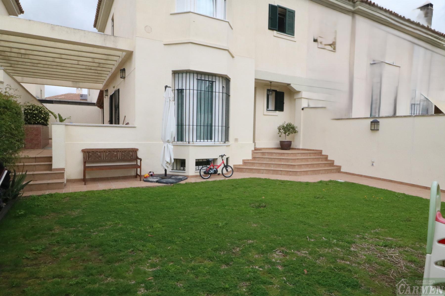 For sale of house in Jerez de la Frontera