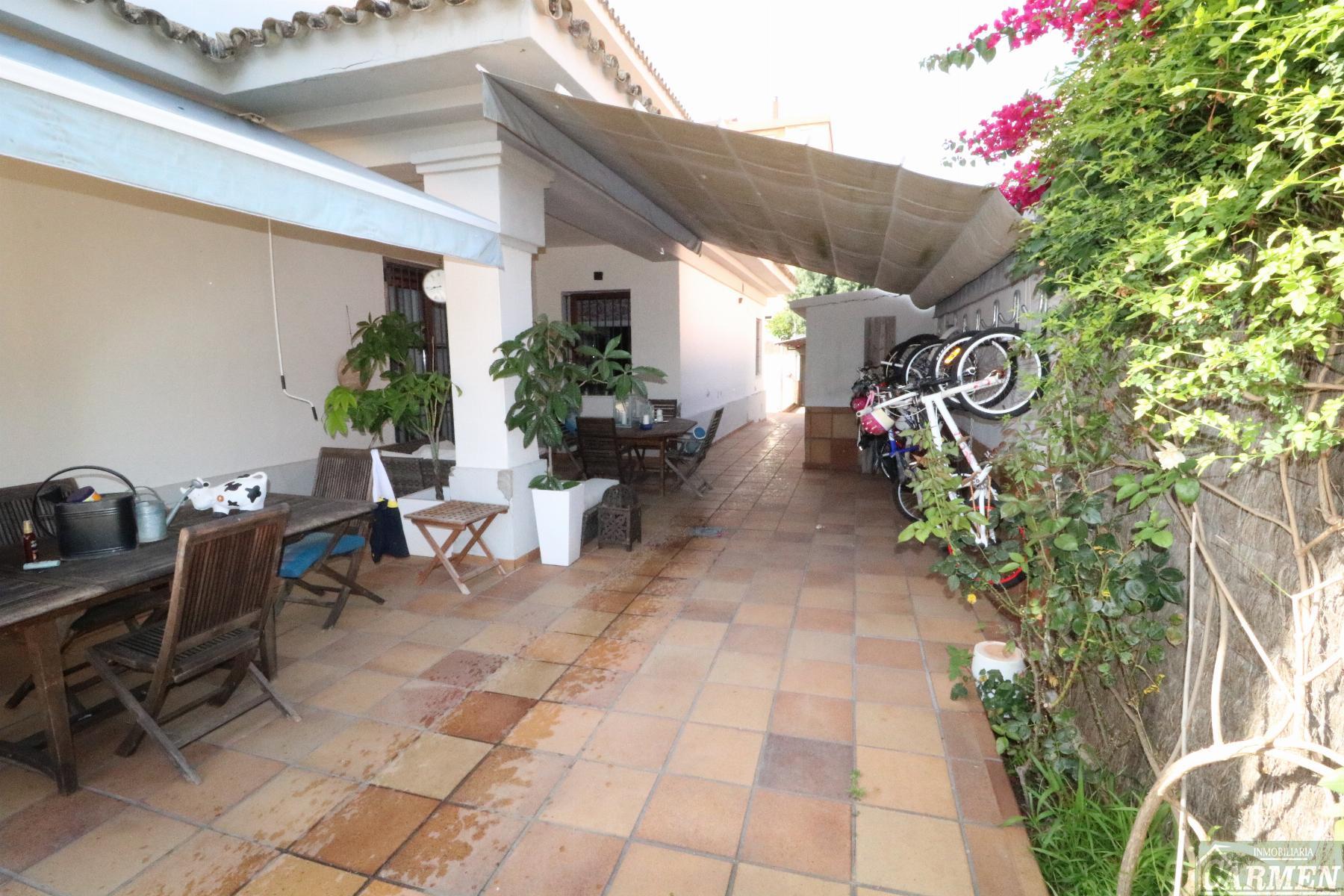 For sale of chalet in Jerez de la Frontera