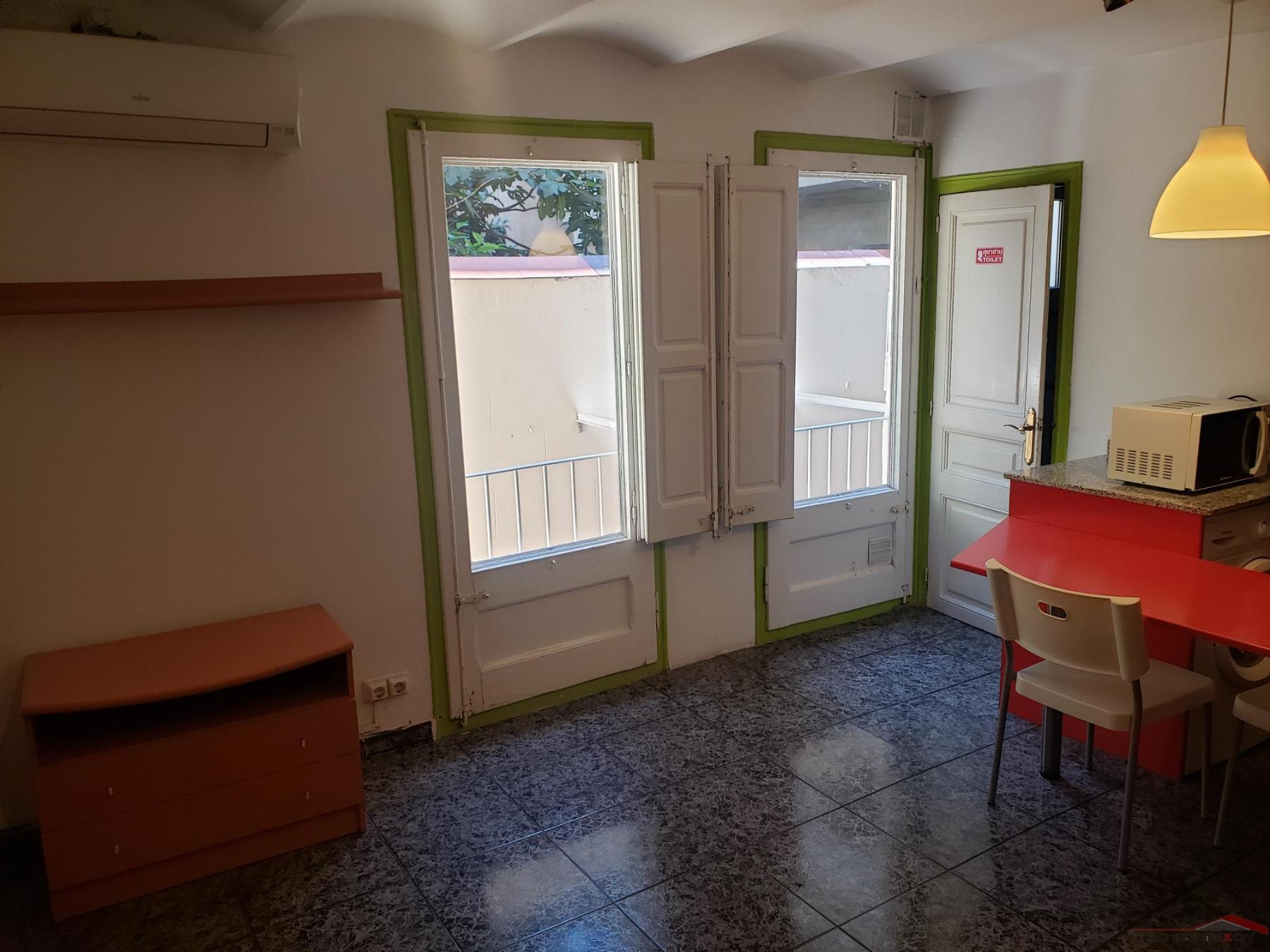 For rent of flat in Barcelona