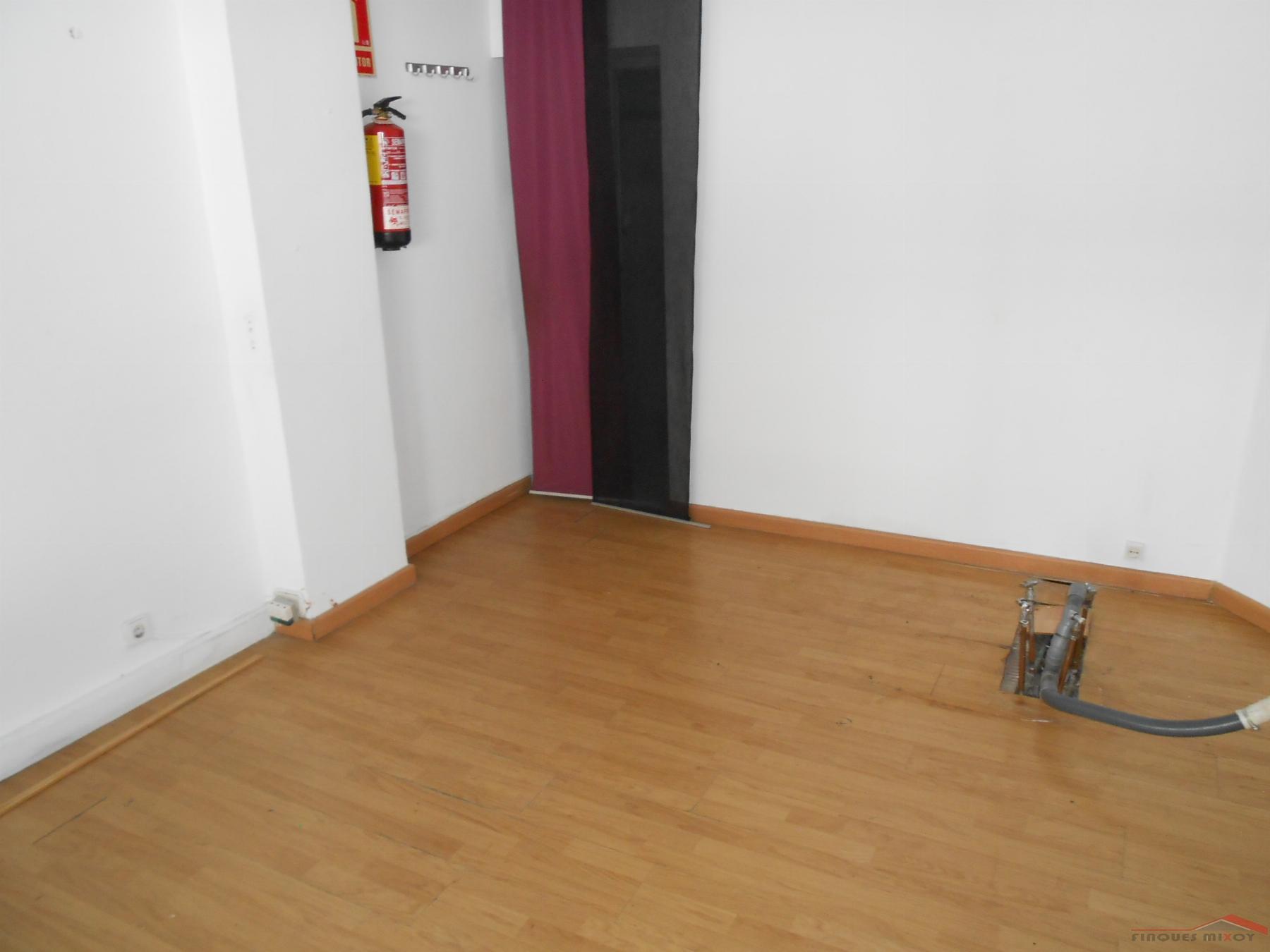 For rent of commercial in Barcelona