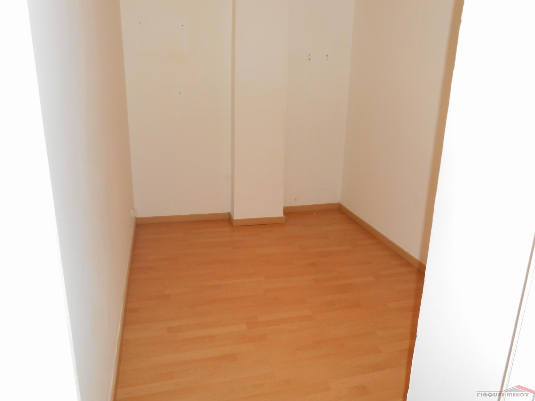 For rent of commercial in Barcelona