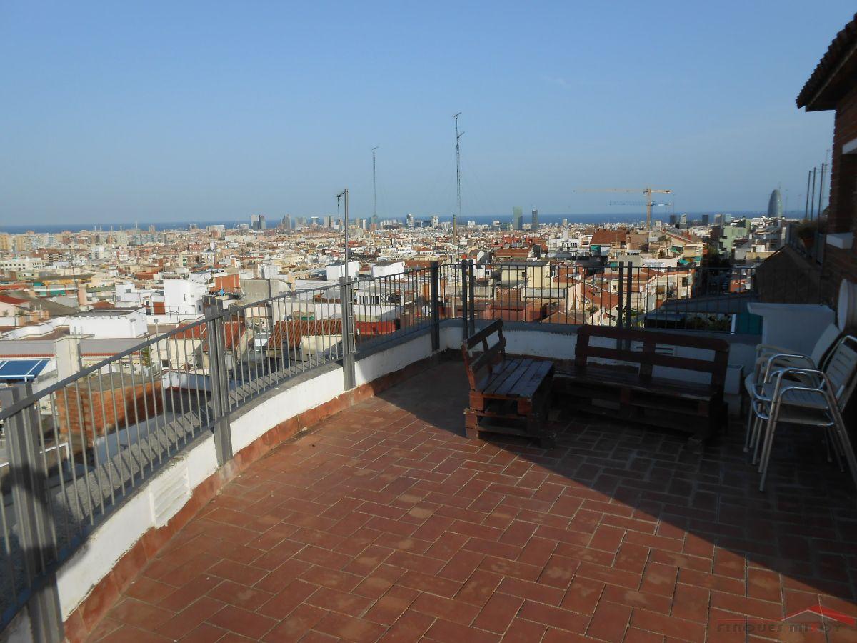 For rent of penthouse in Barcelona