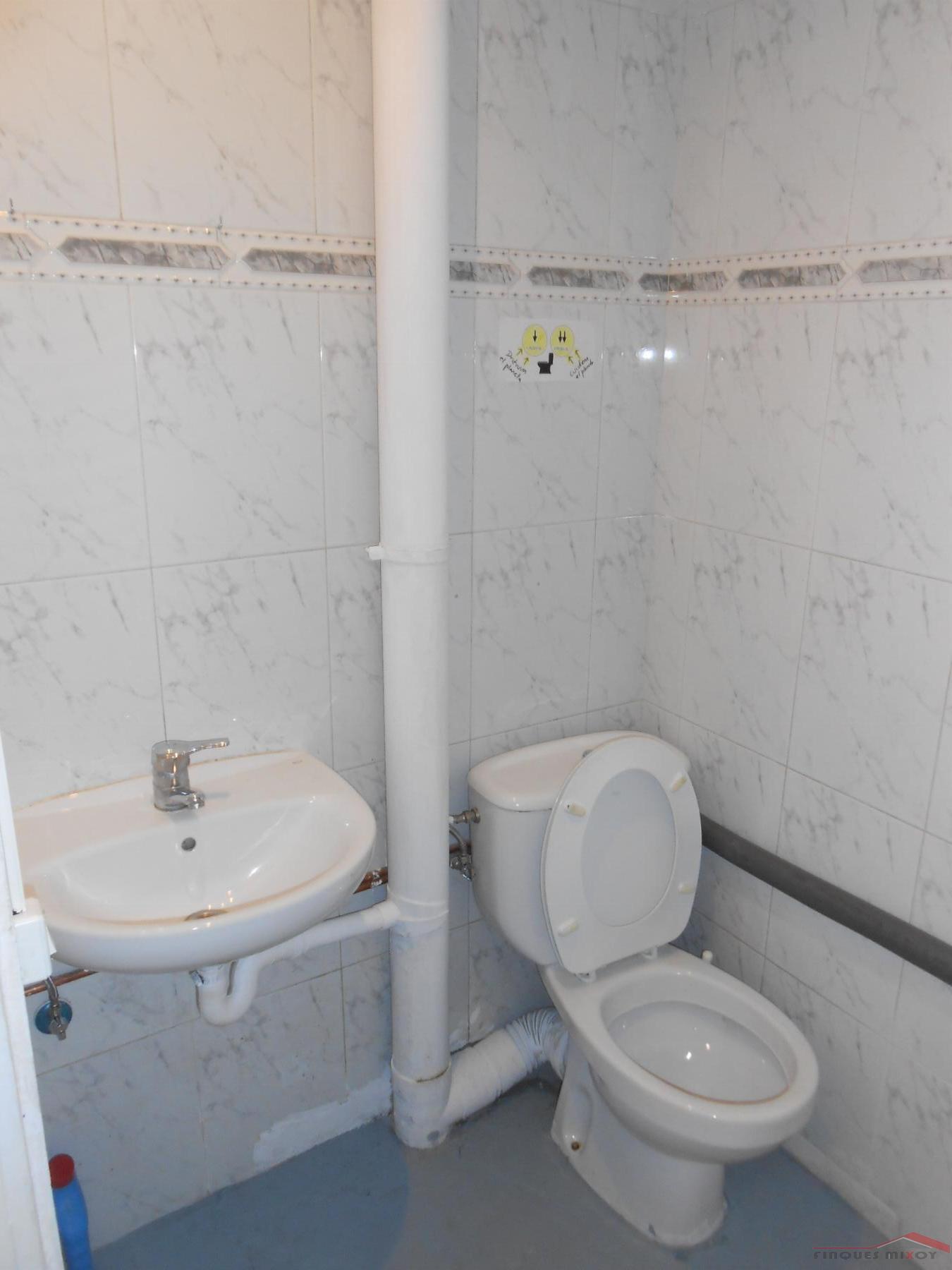 For rent of commercial in Barcelona