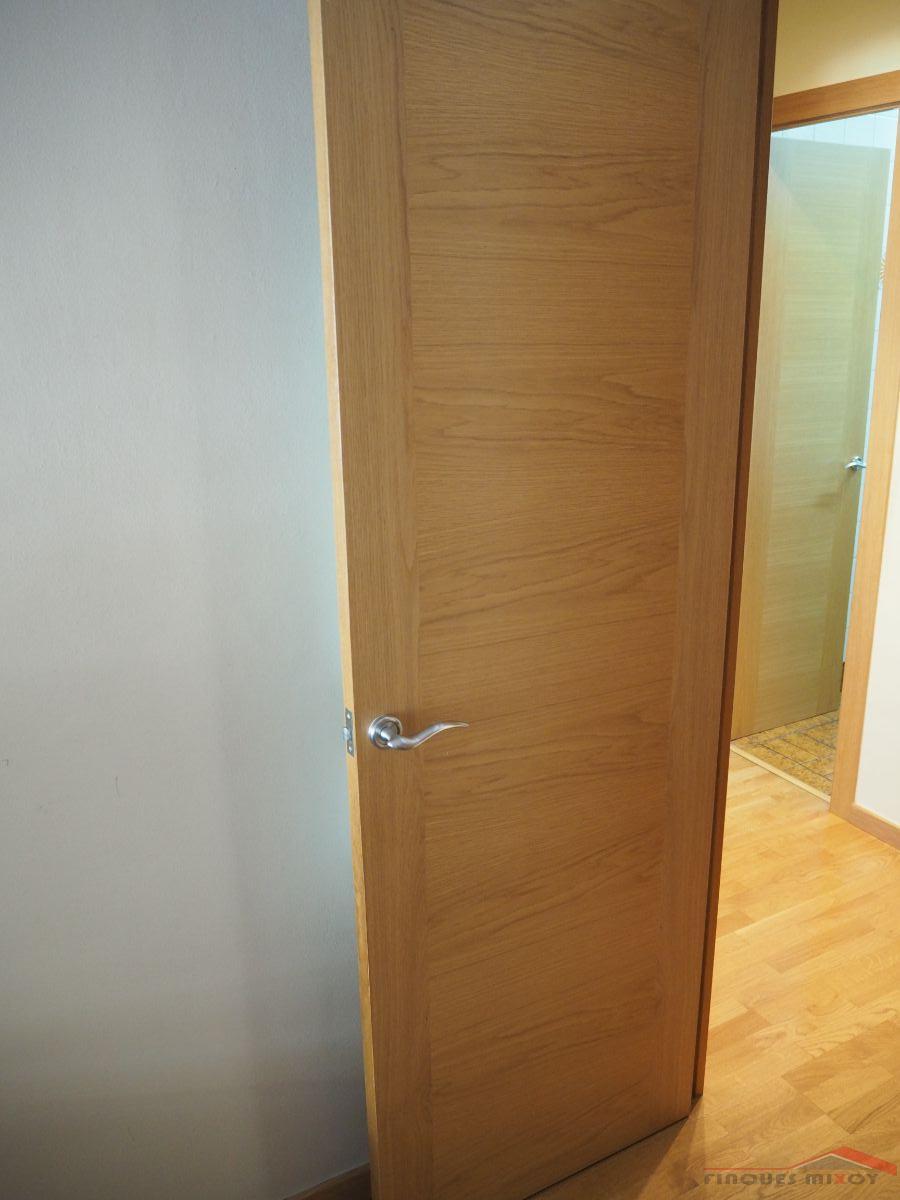 For sale of flat in Barcelona