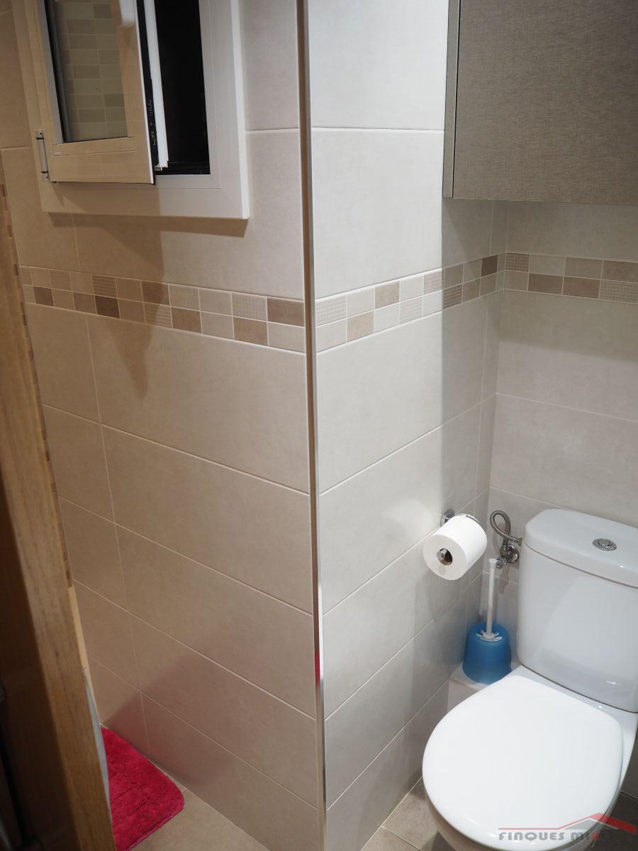 For sale of flat in Barcelona