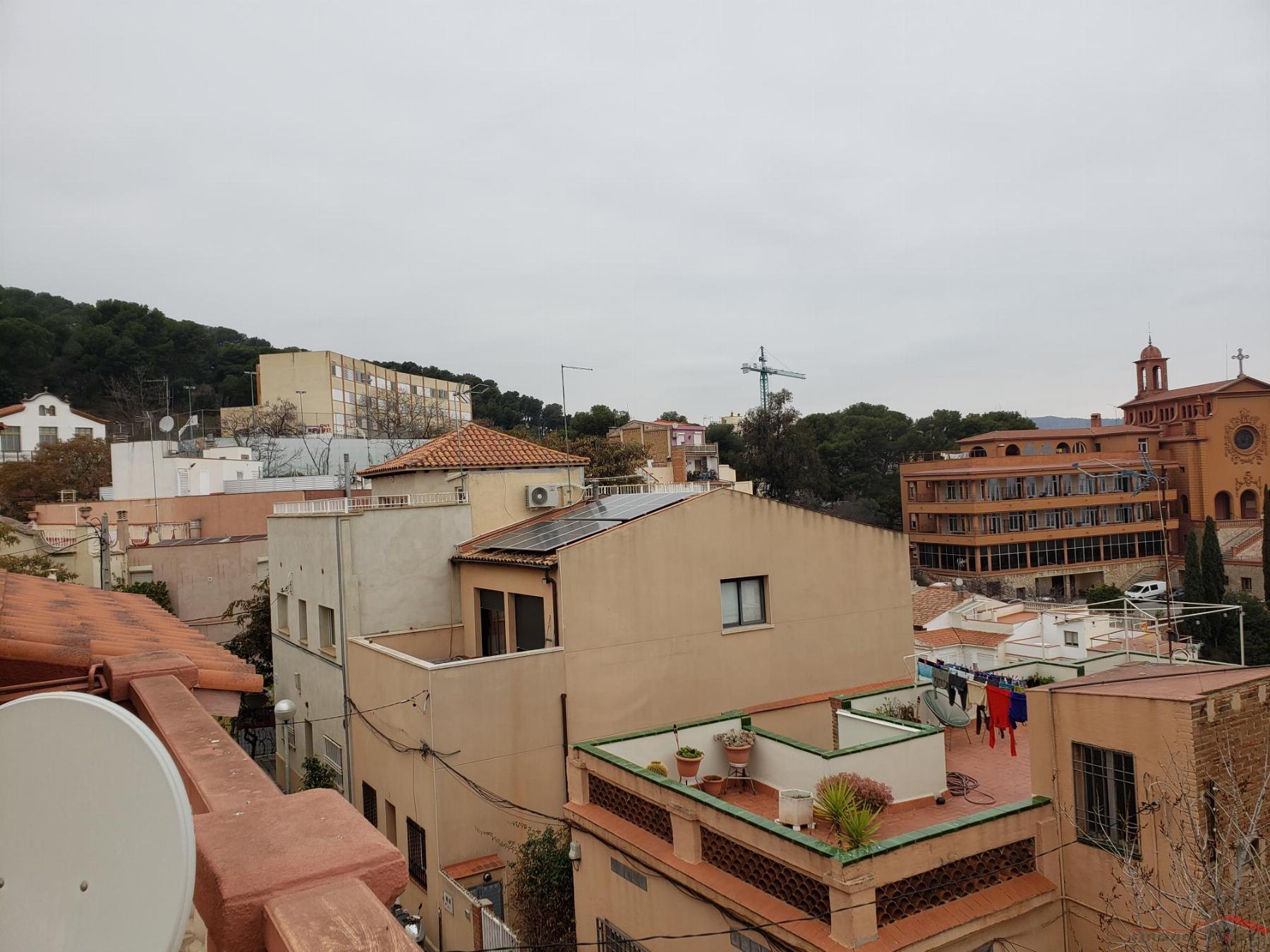 For sale of house in Barcelona
