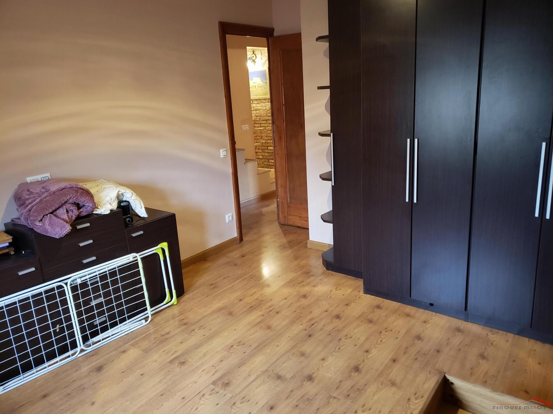 For sale of house in Barcelona