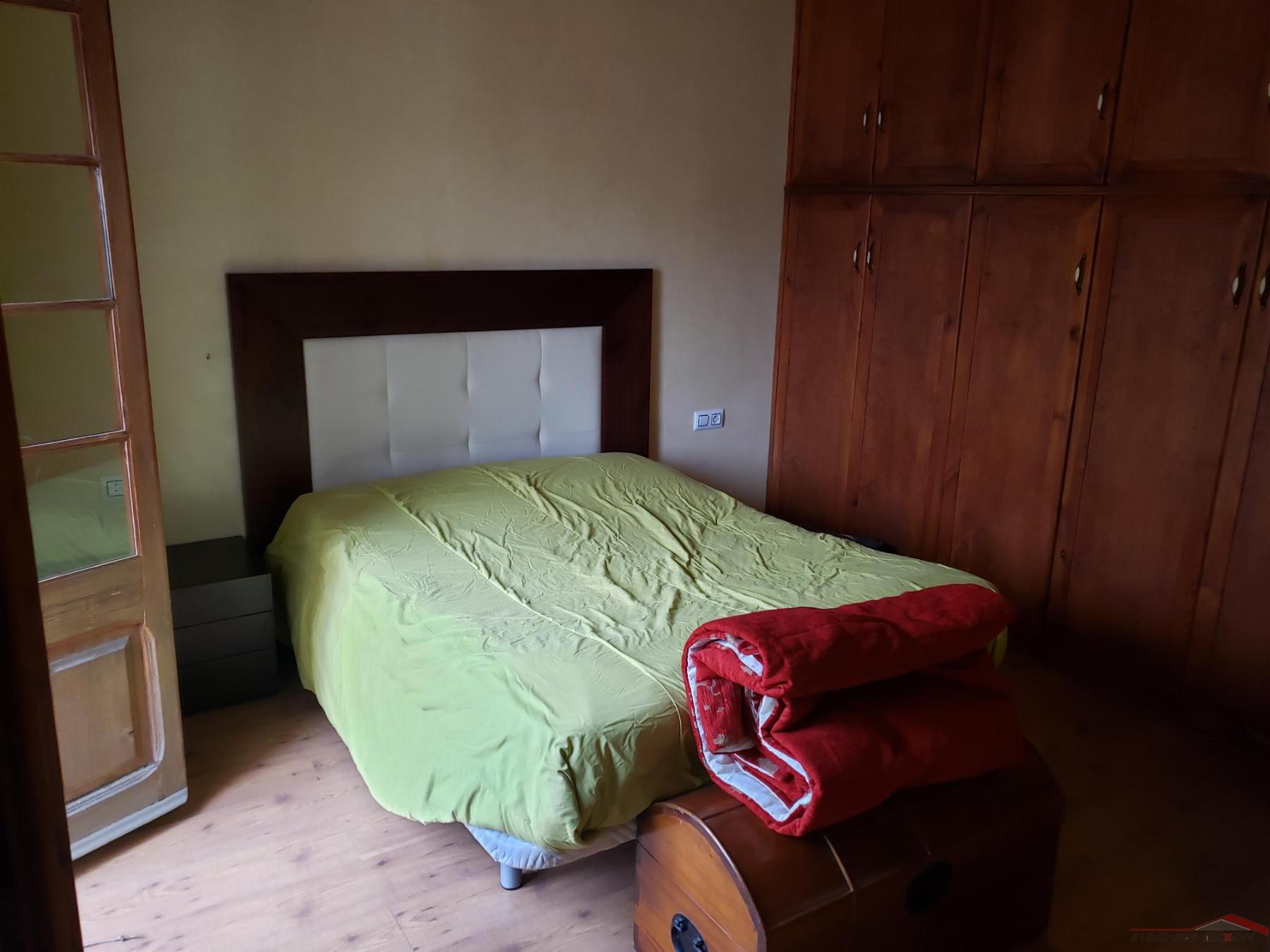 For sale of house in Barcelona