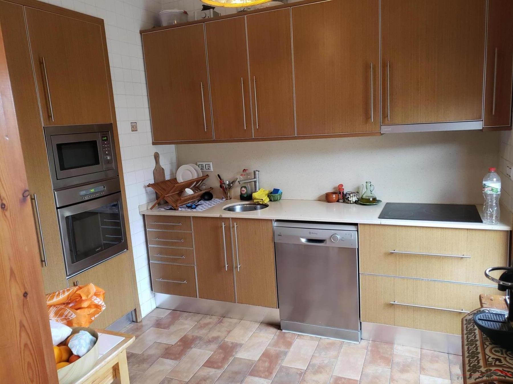 For sale of house in Barcelona