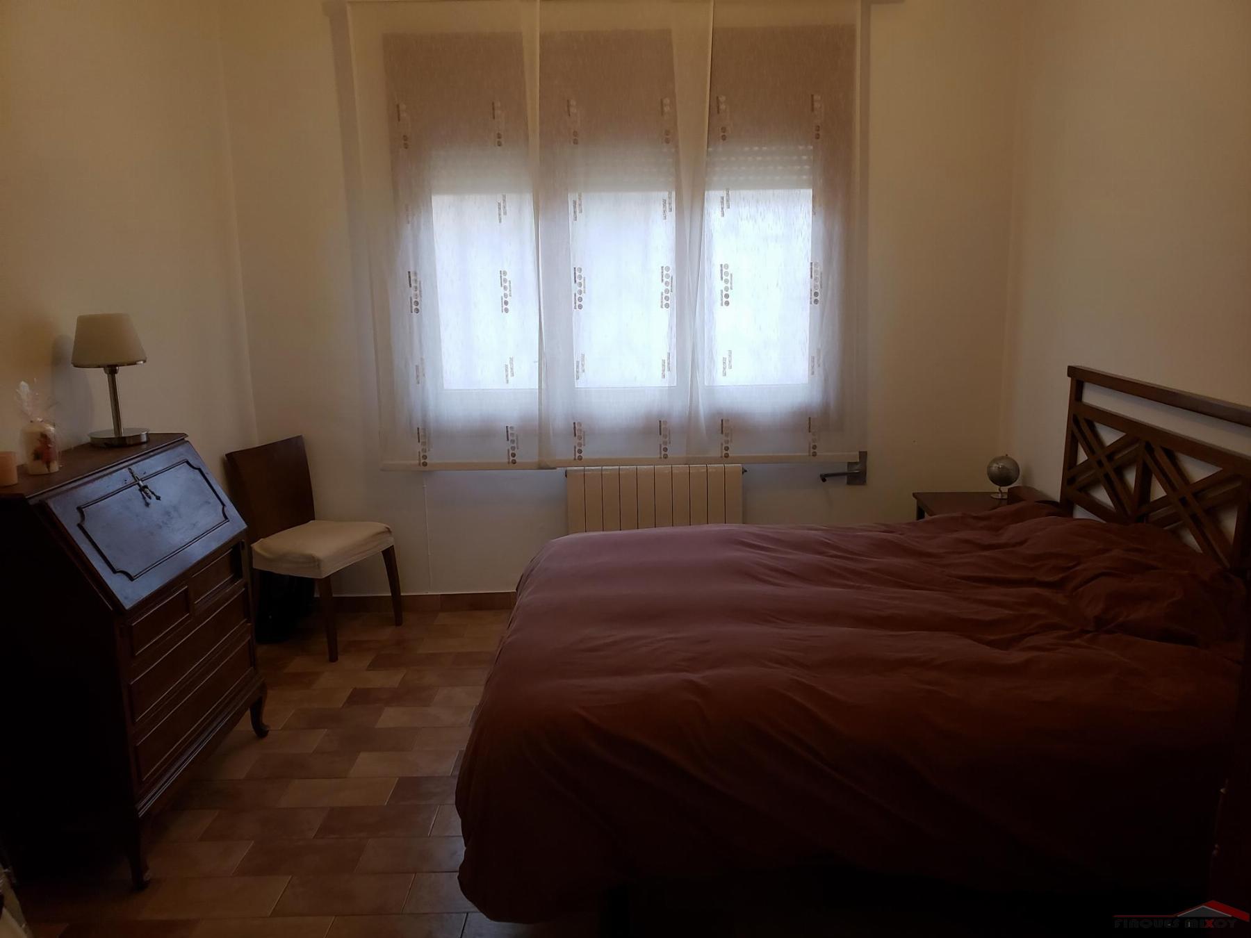 For sale of house in Barcelona