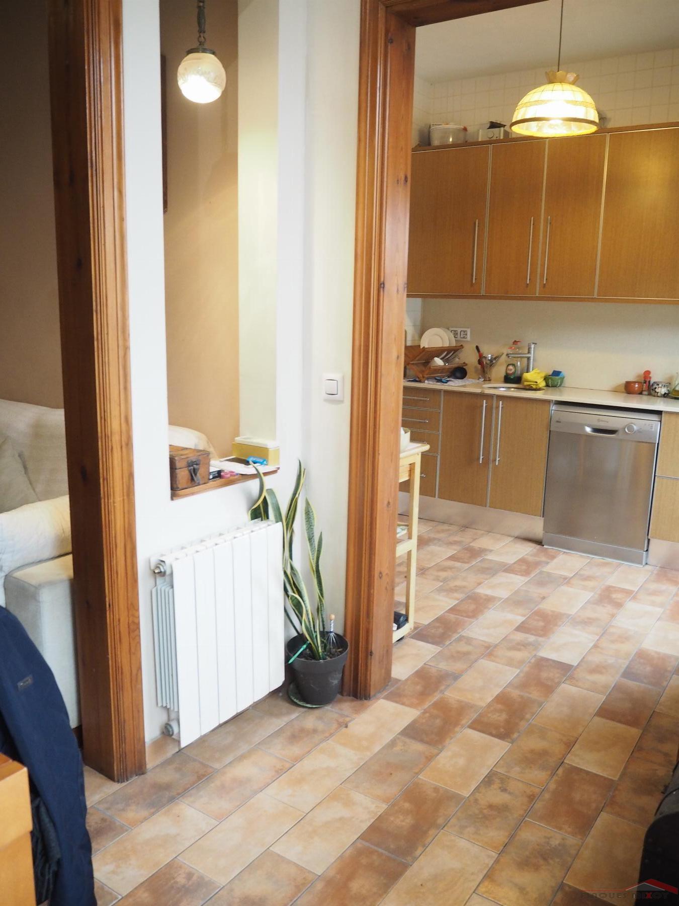 For sale of house in Barcelona