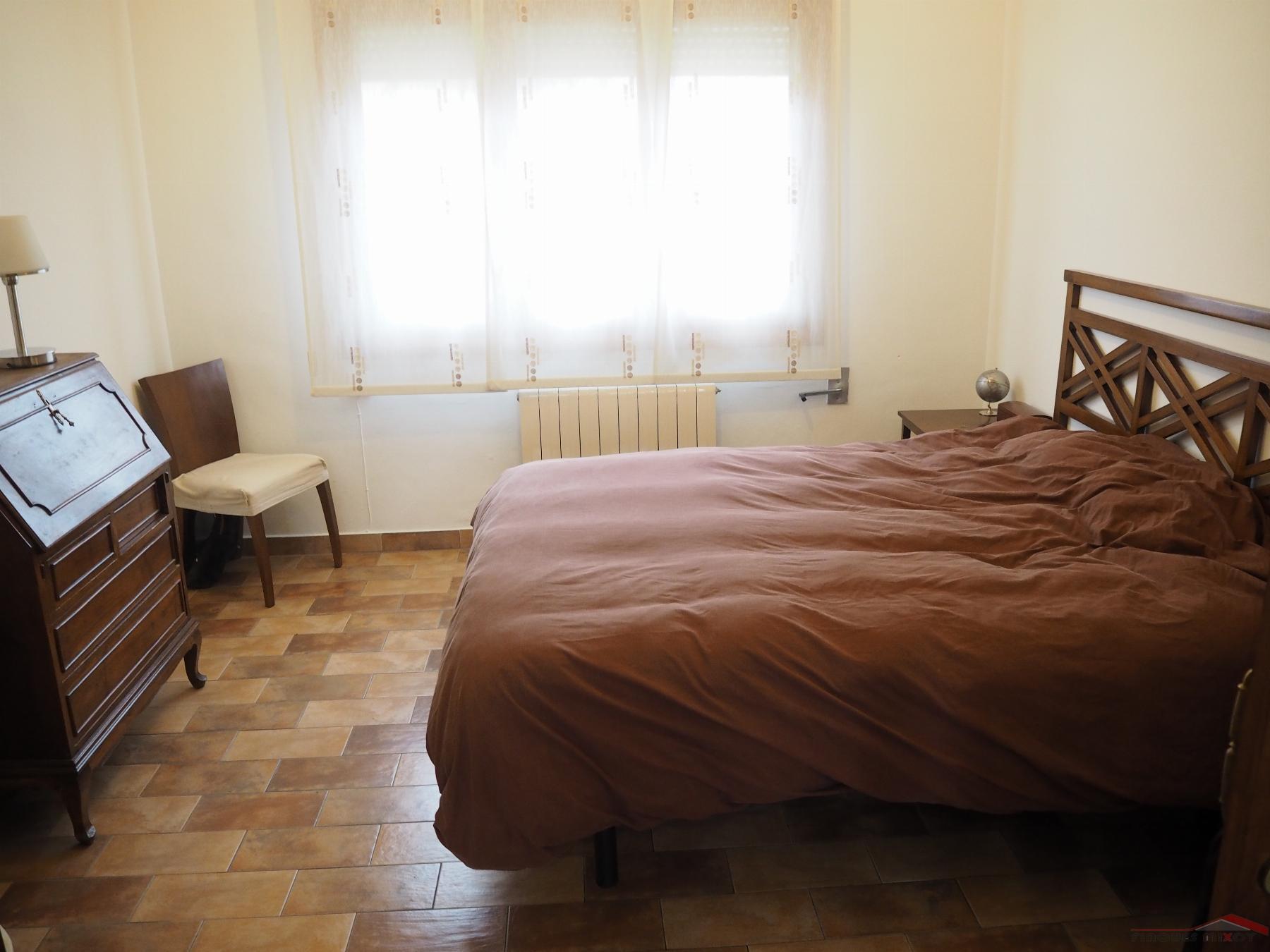 For sale of house in Barcelona