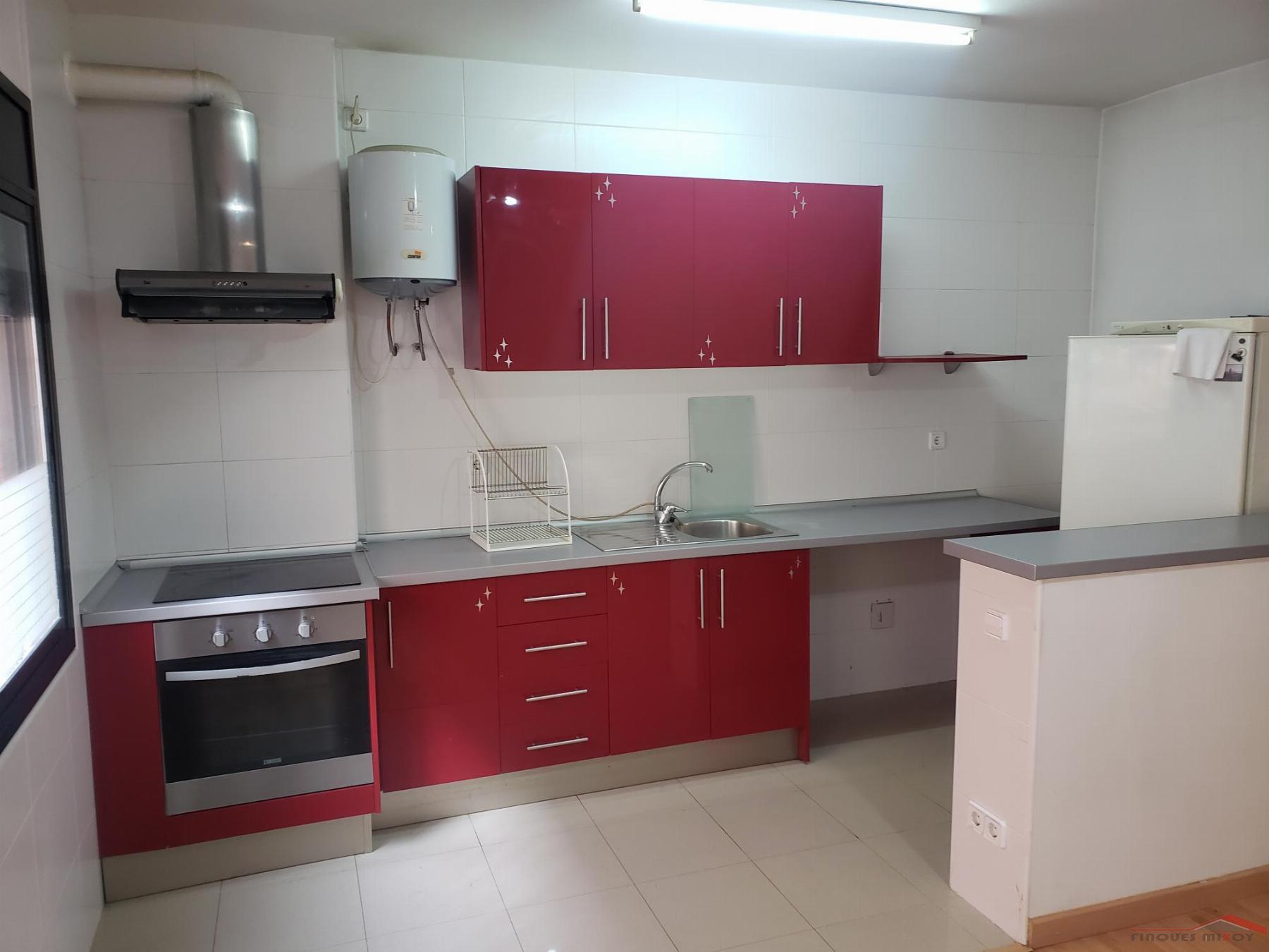 For sale of office in Barcelona