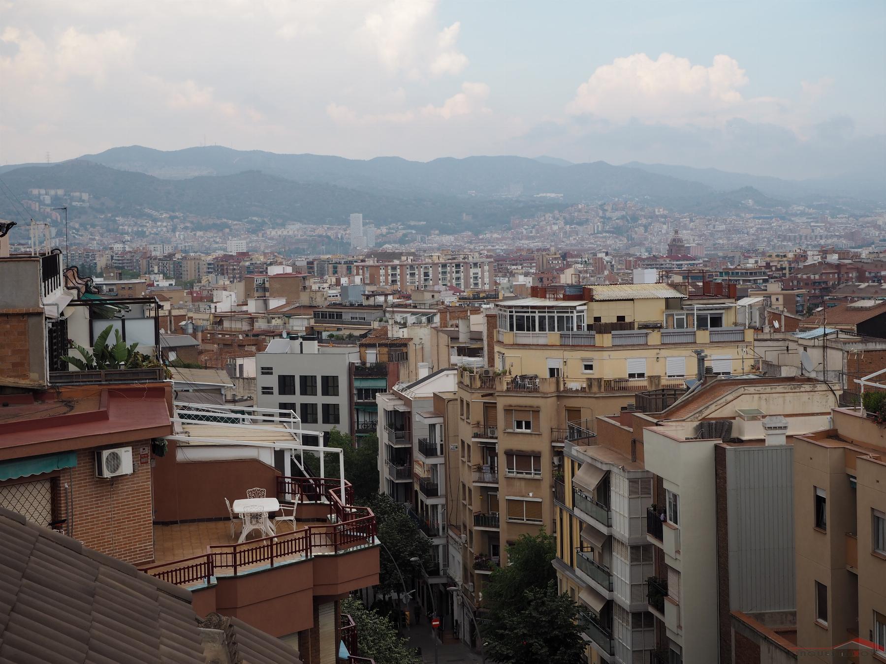 For rent of duplex in Barcelona