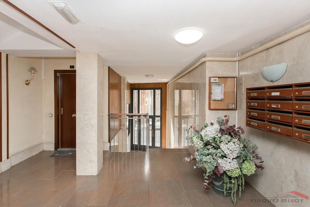 For sale of flat in Barcelona